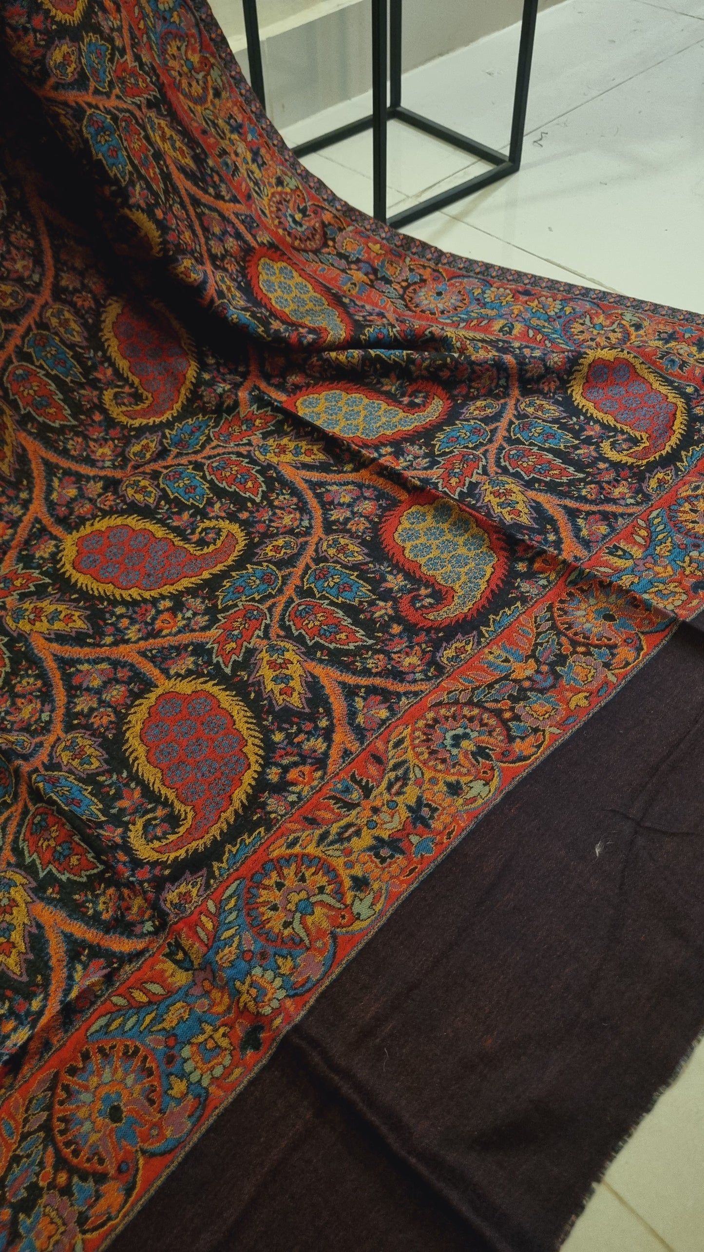 Reversible kaani shawl