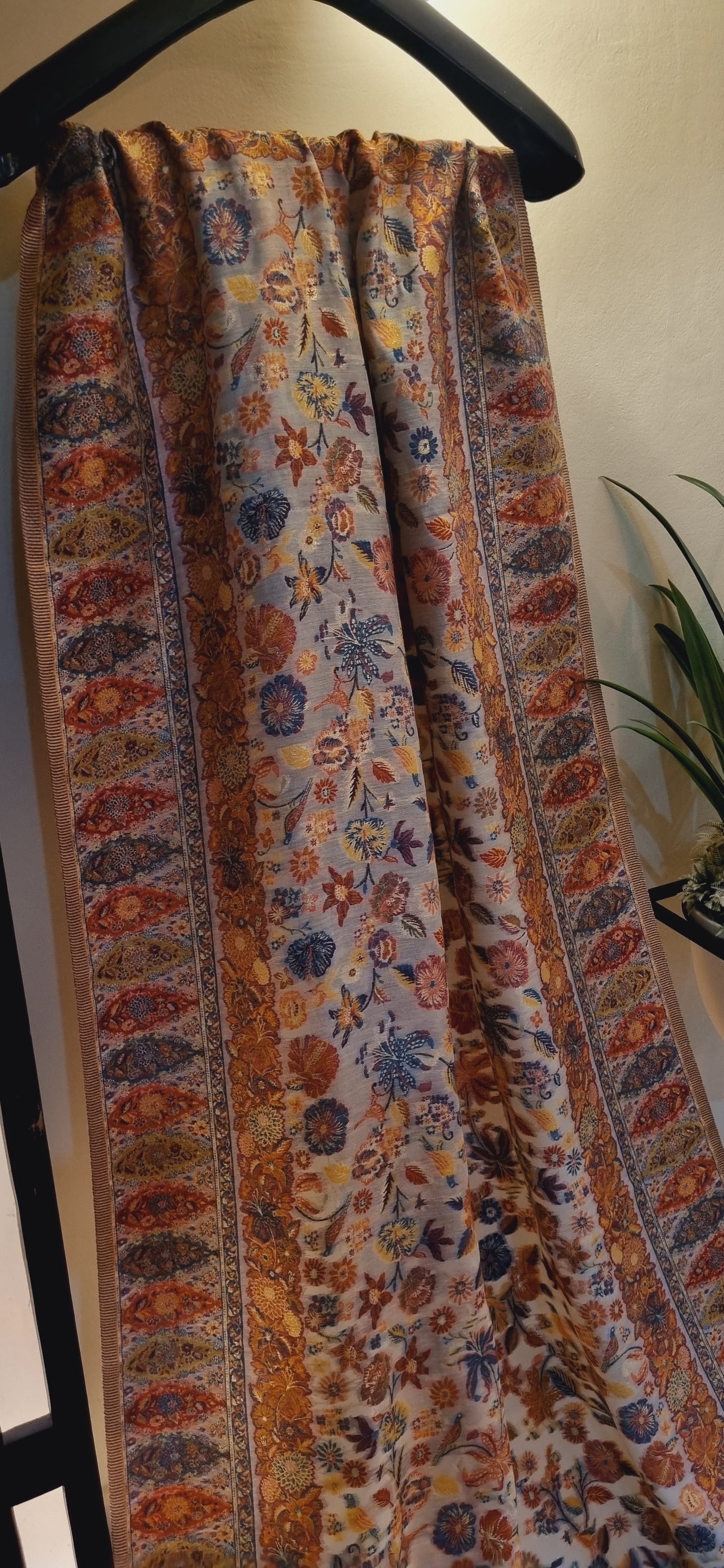 Silk kaani dupata