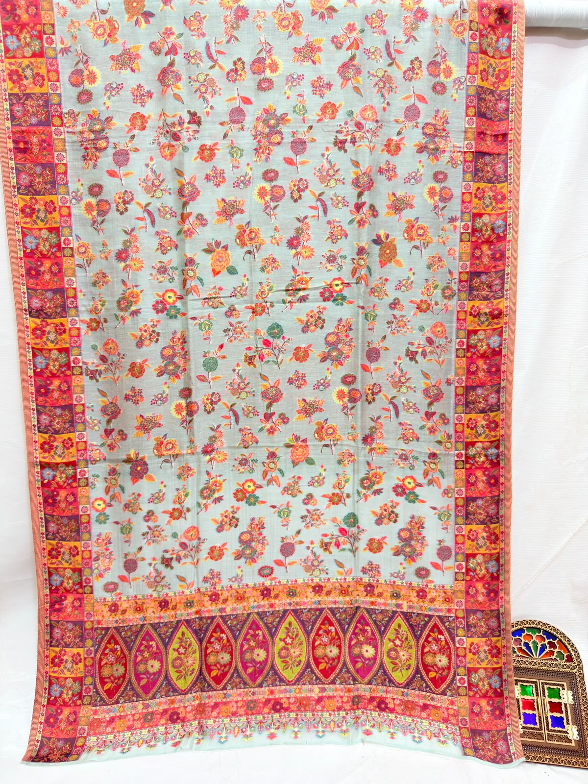 Kaani dupata: Silk