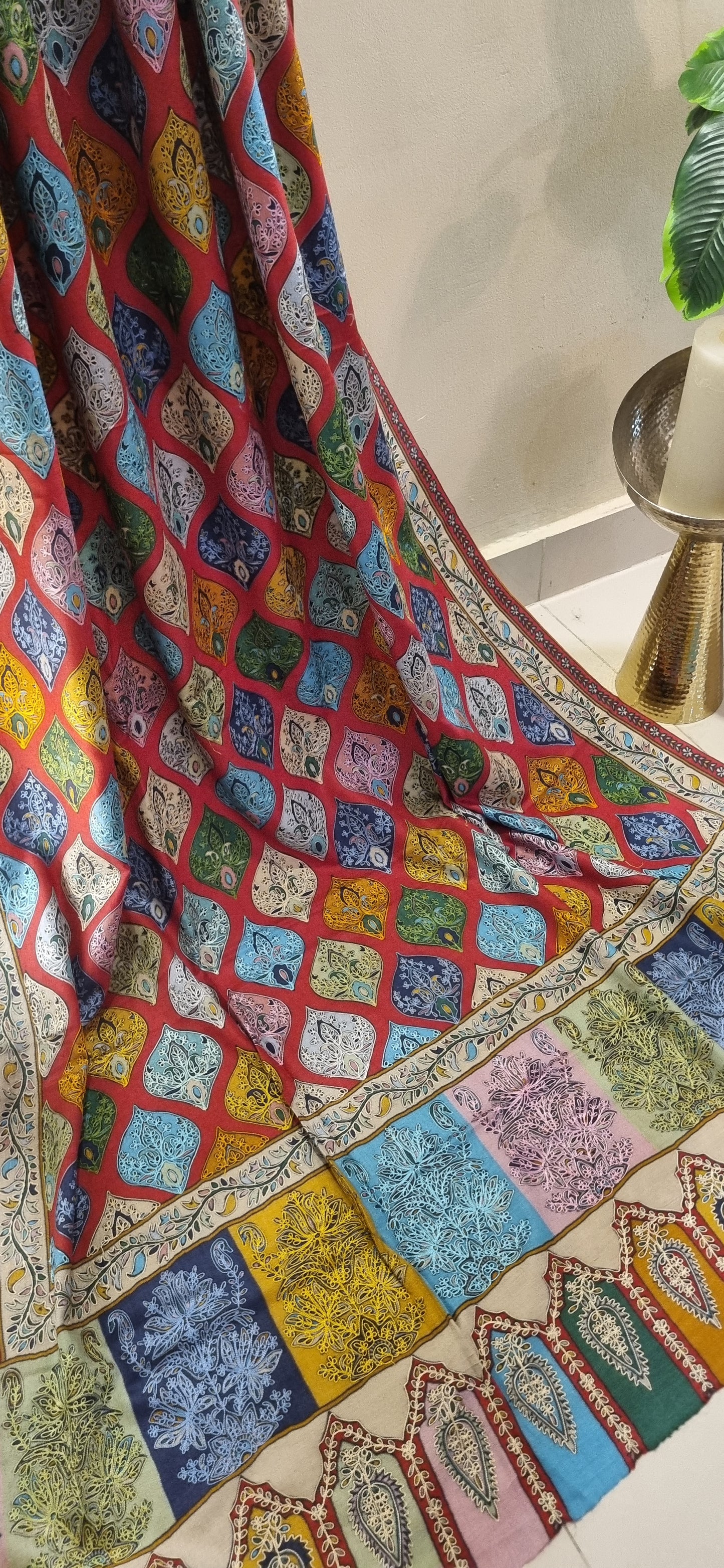 Reelkar embroidered pashmina