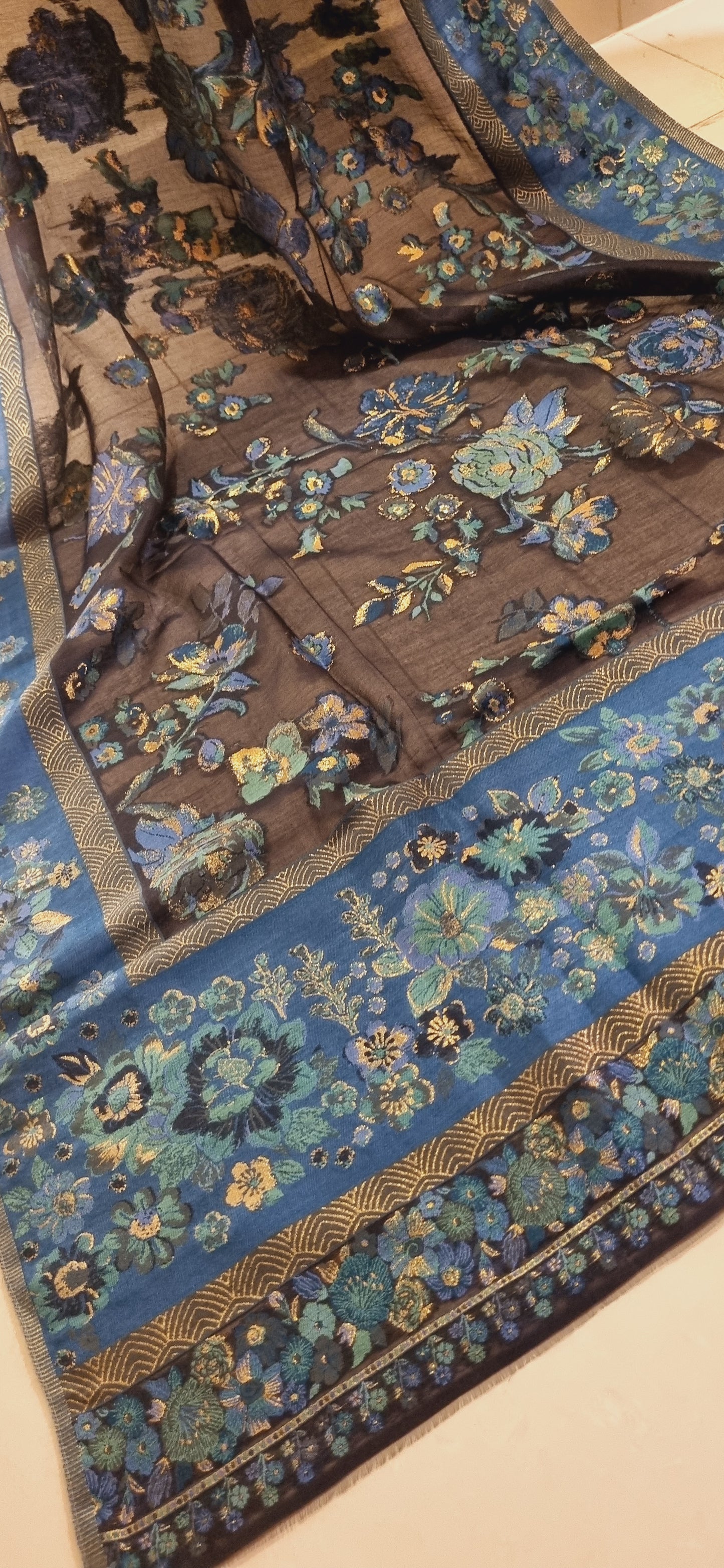 Eid edition: Silk kaani shawl