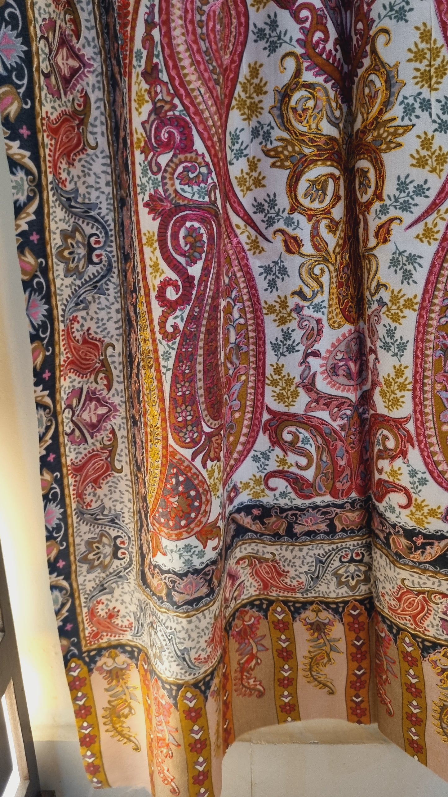 Reelkar minishawl pashmina