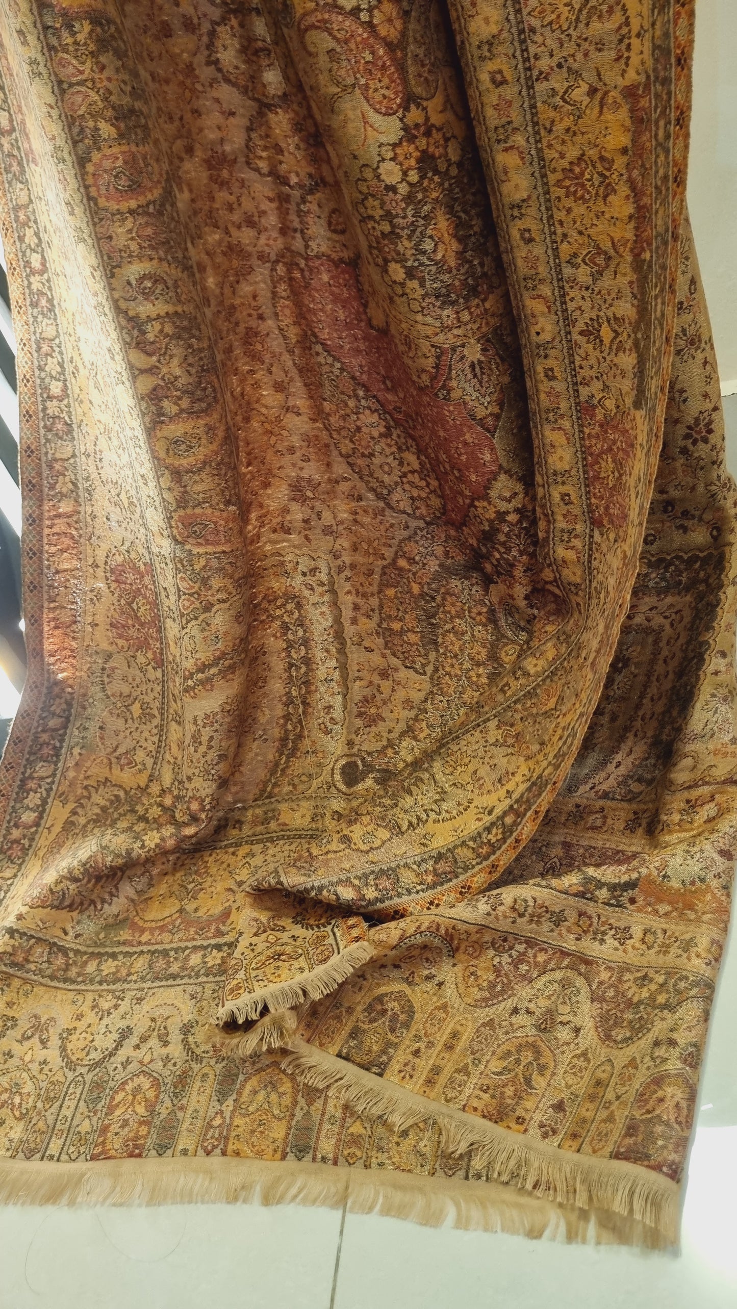 Double sided moonlight pashmina kaani shawl