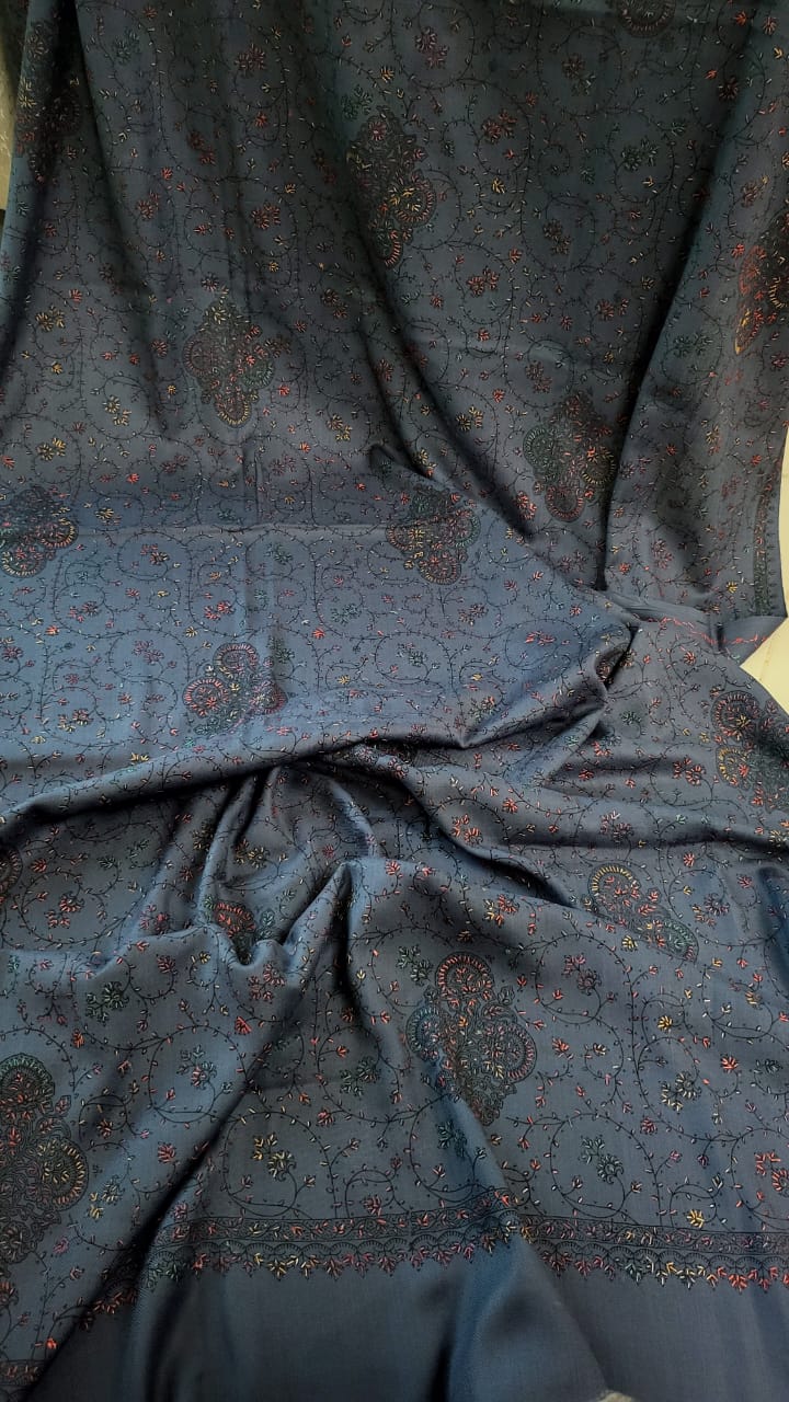 Hand embroidered woolen pashmina shawls