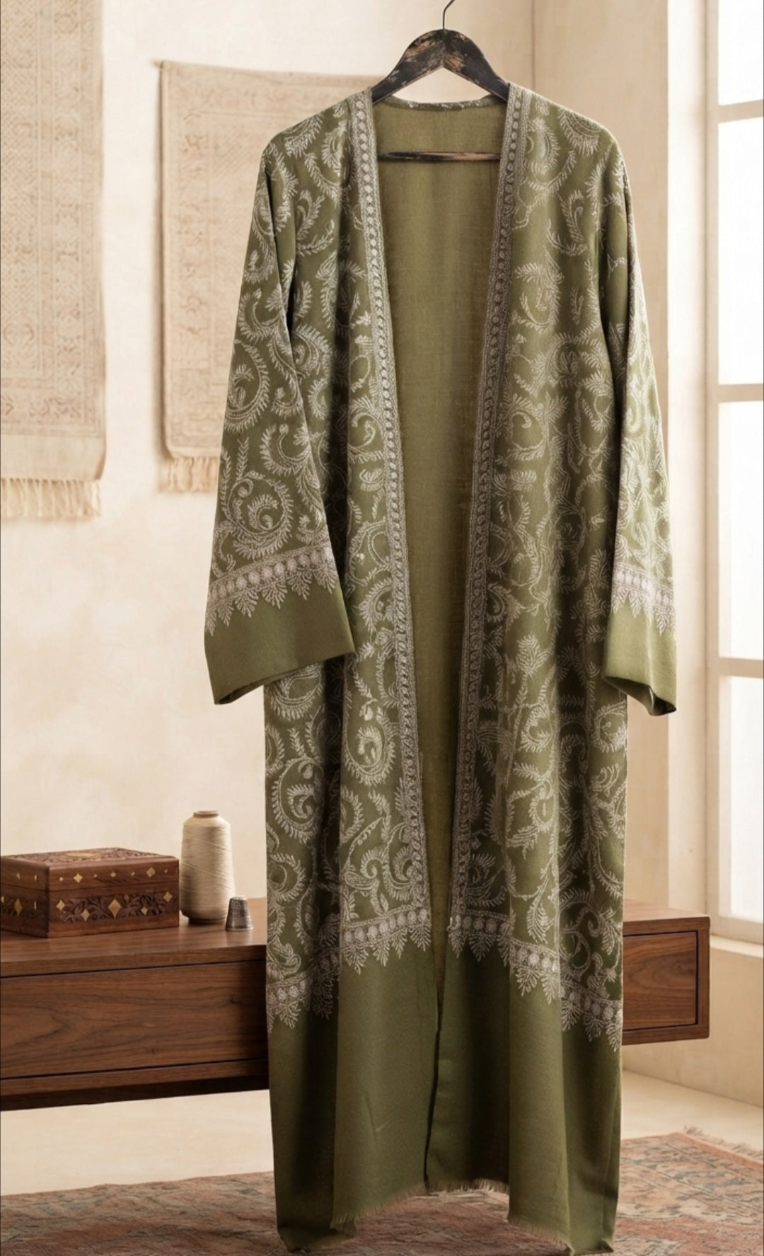 Embroidered coats: Pashmina