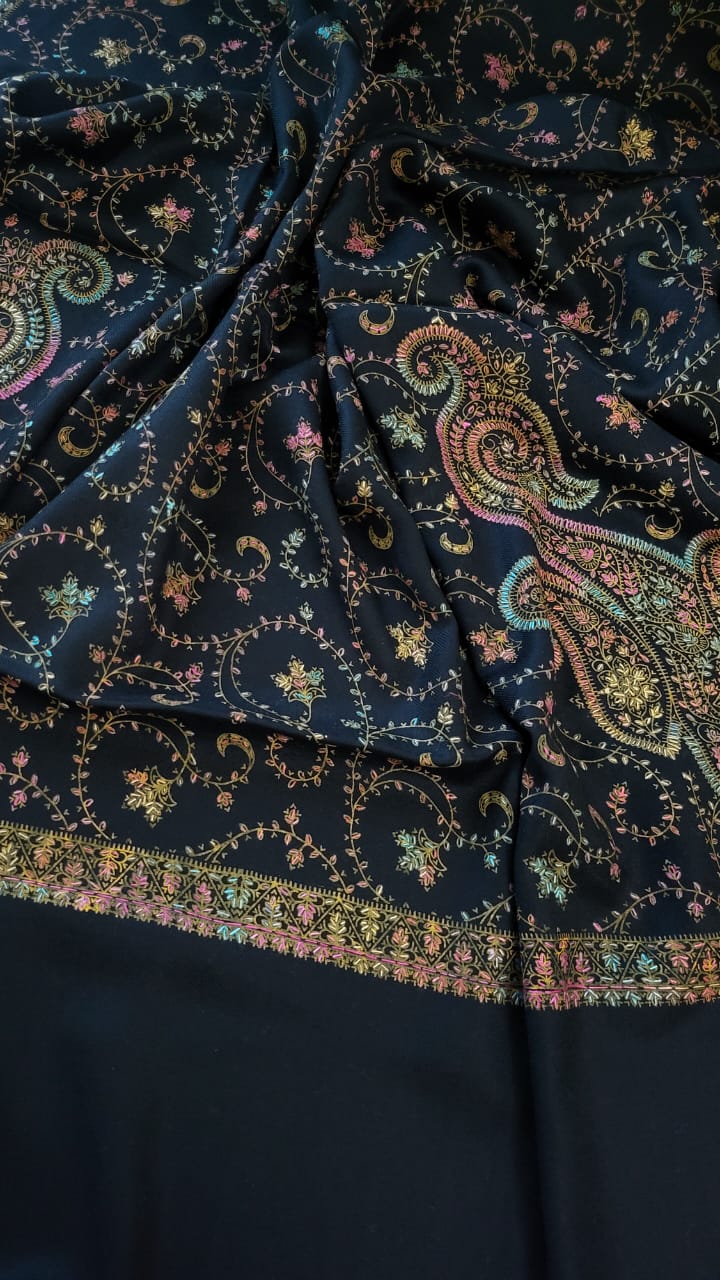 Hand embroidered woolen pashmina shawls