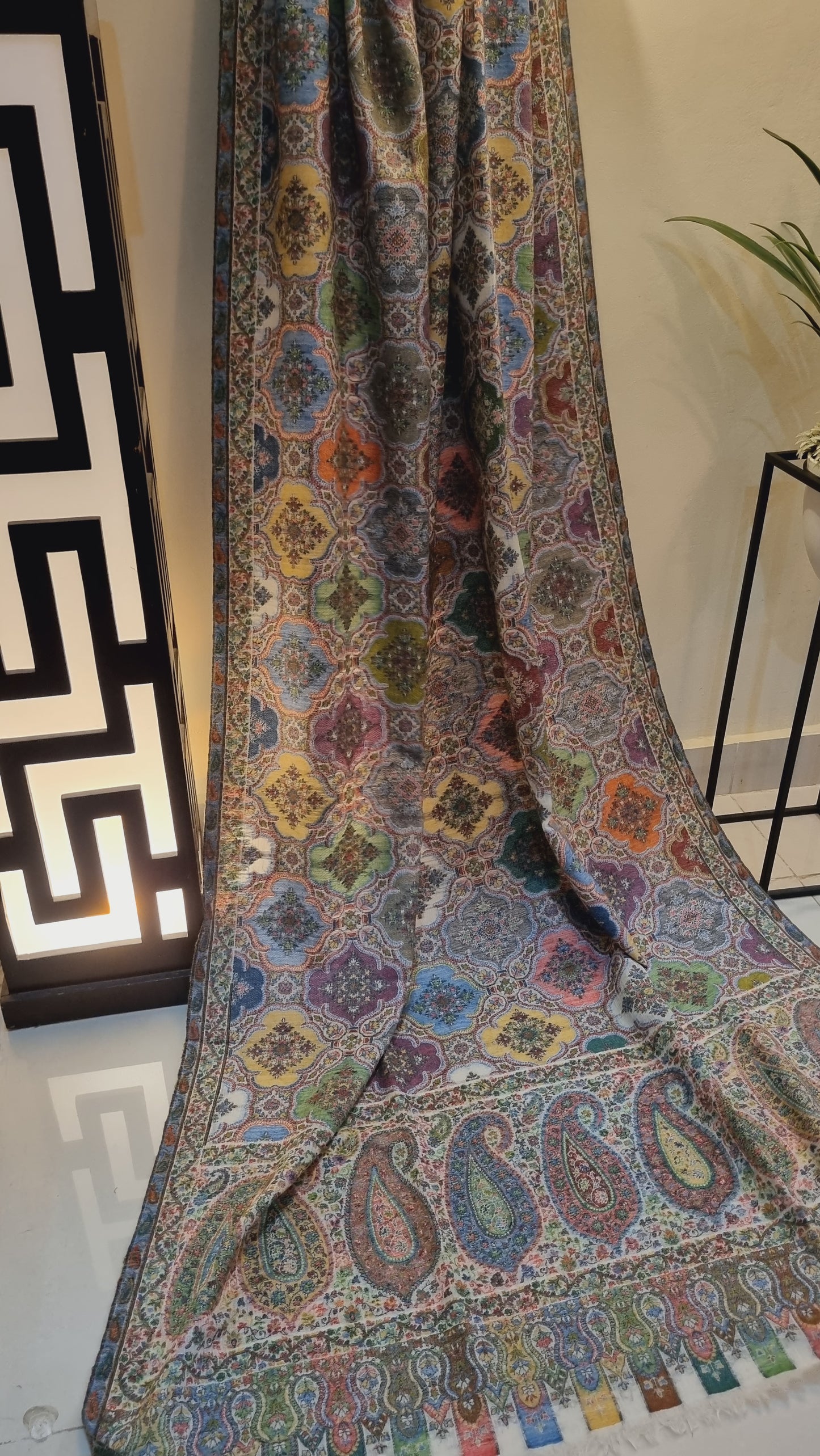 Kaani shawl pashmina