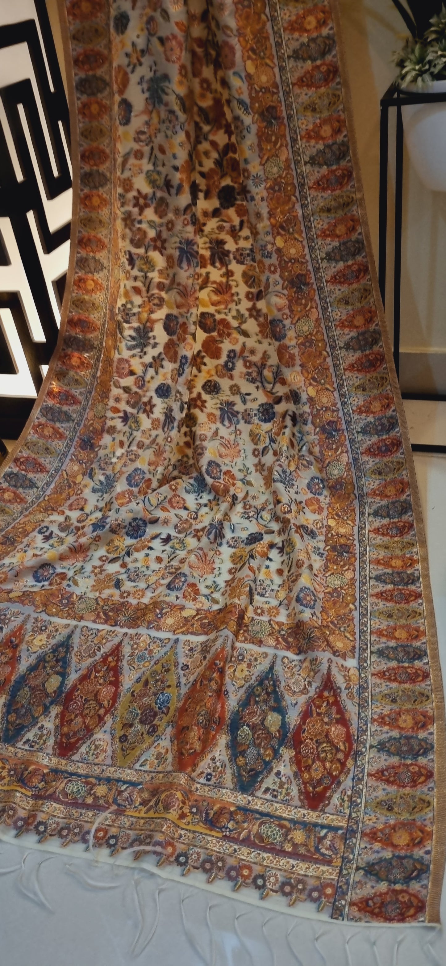 Silk kaani dupata