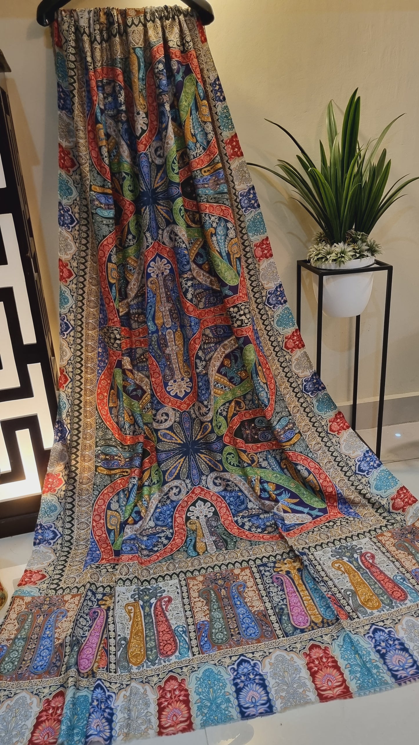 Reelkar pashmina shawl