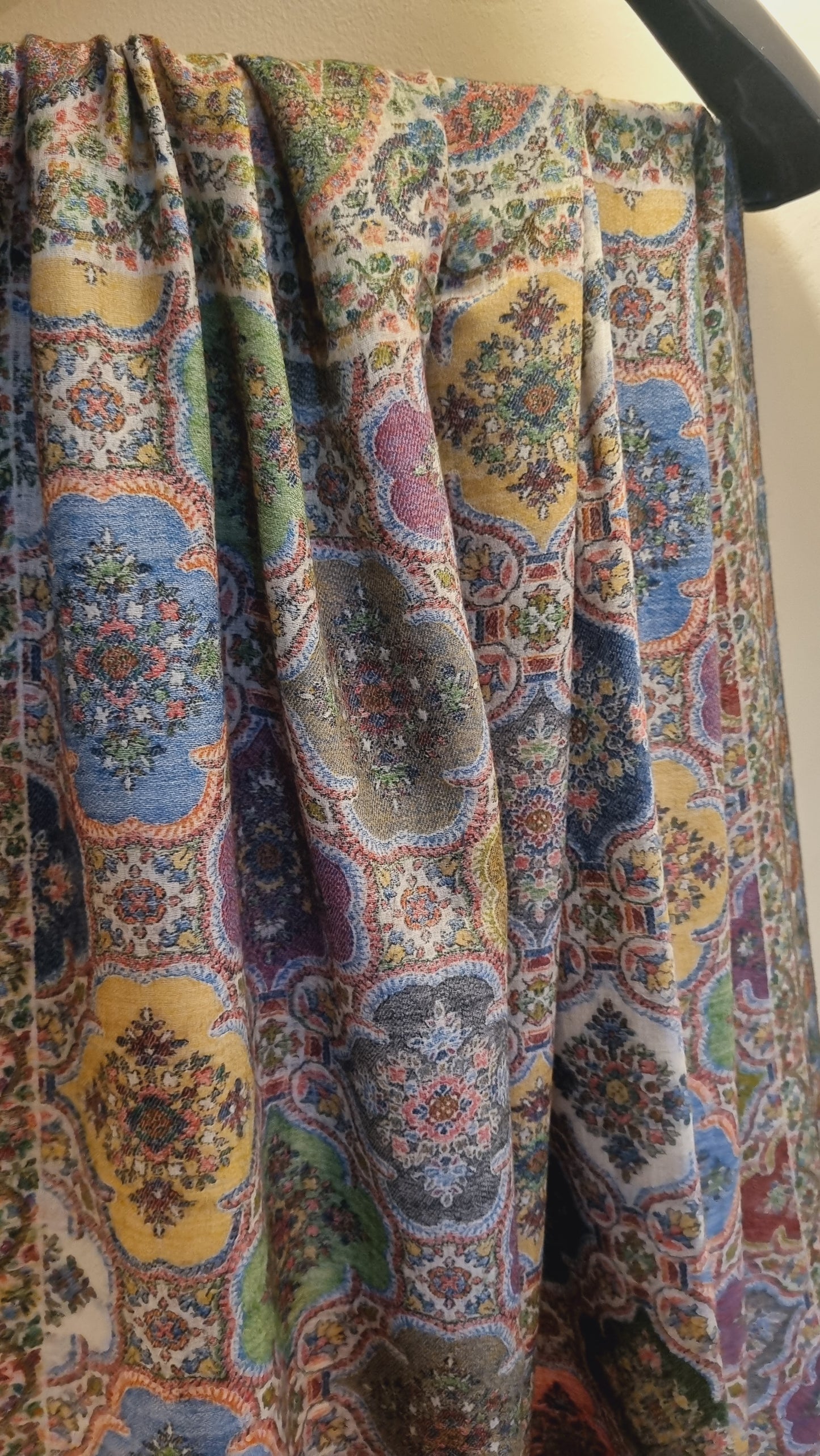 Kaani shawl pashmina