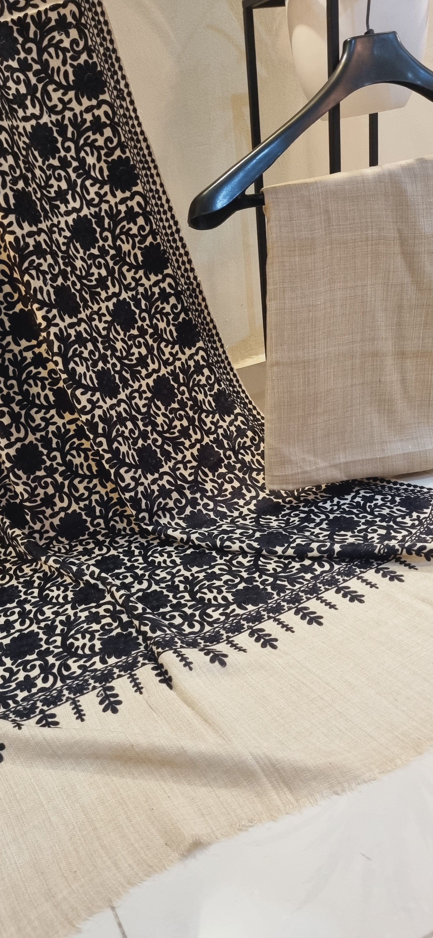Embroidered pashmina