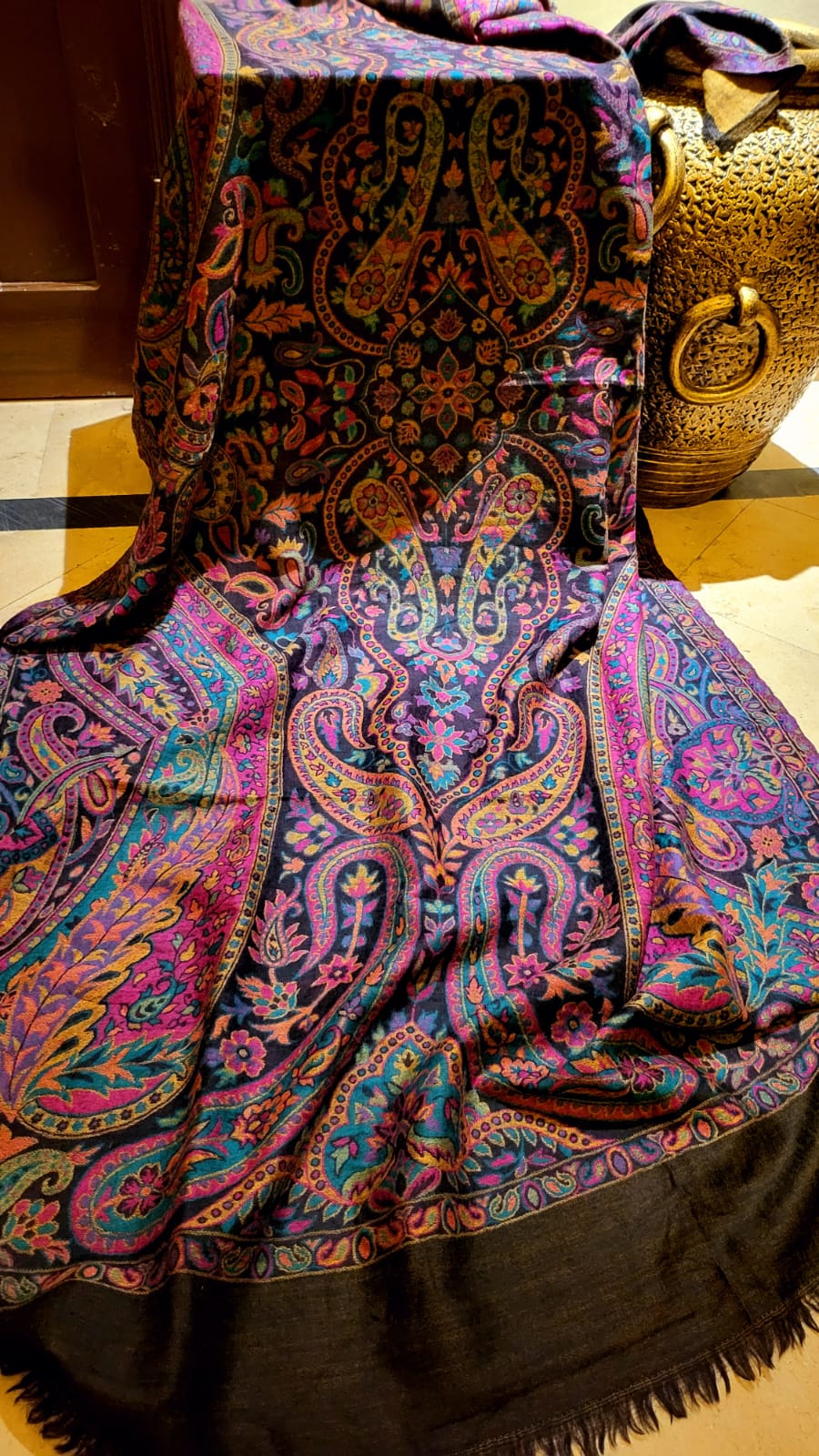 Reversible persian kaani