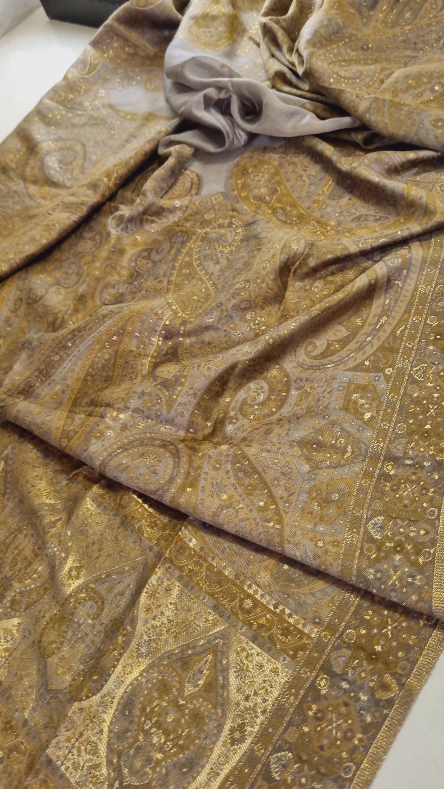 Silk kaani shawl