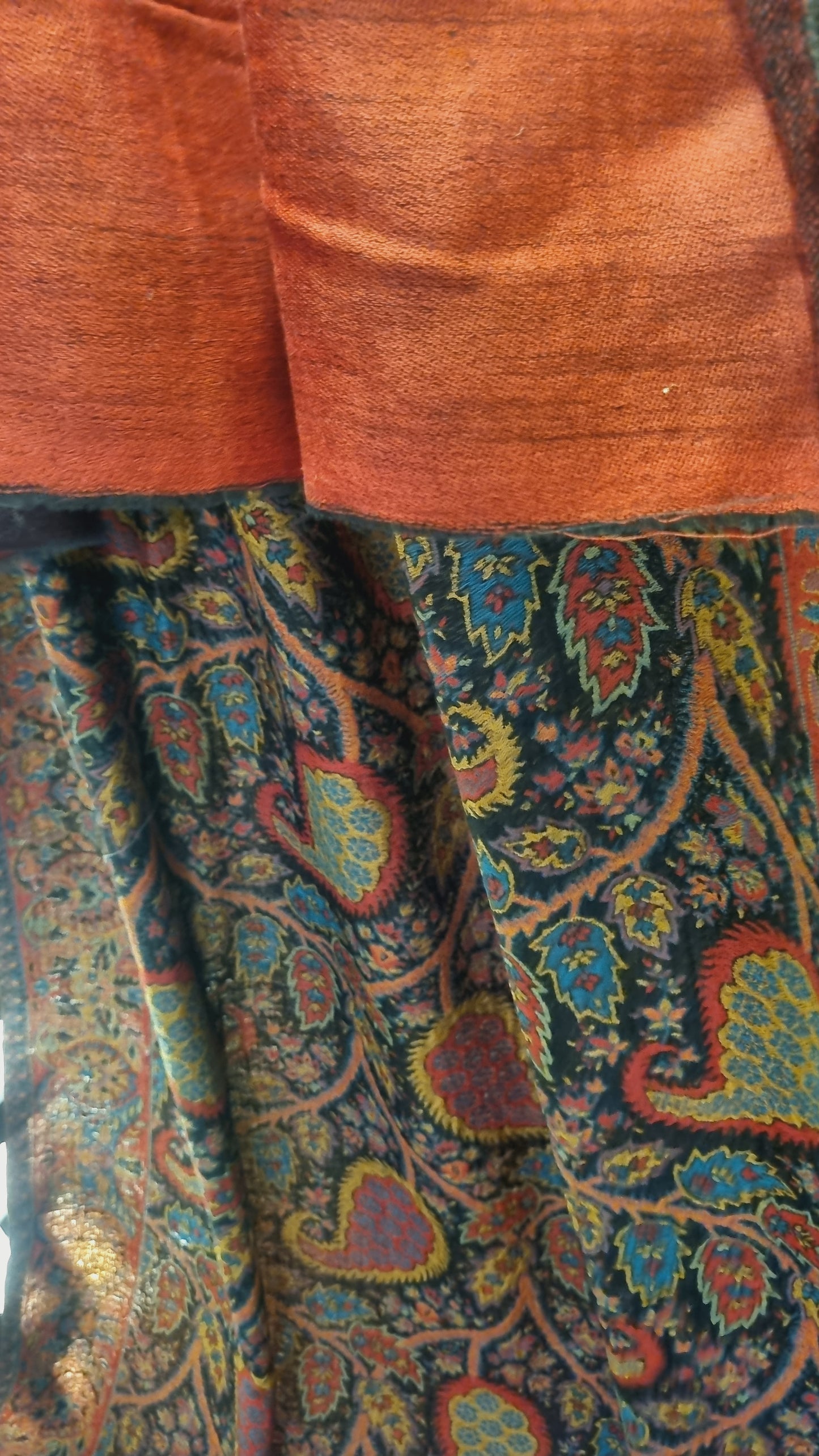 Reversible kaani shawl