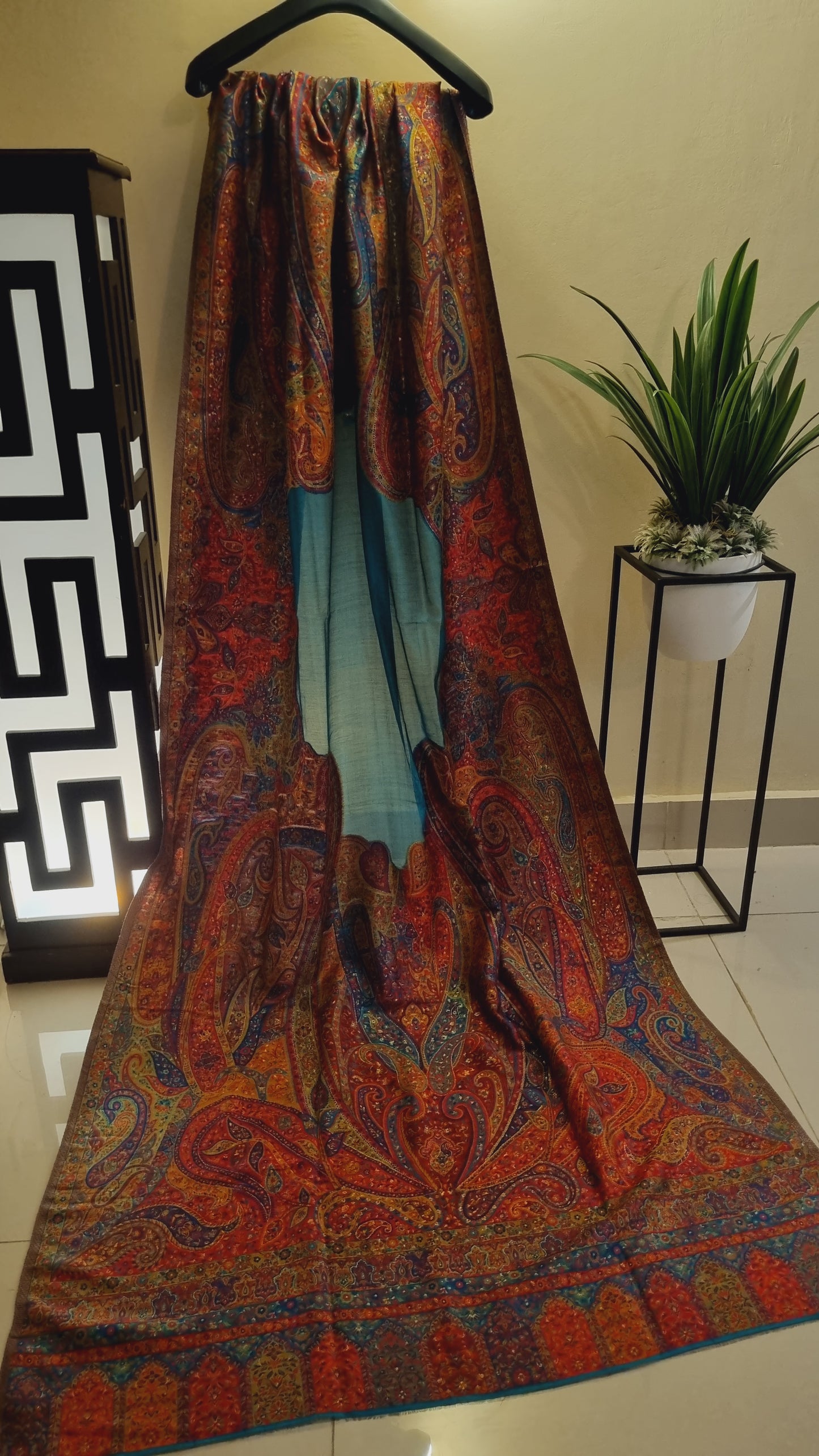 Silk kaani shawl