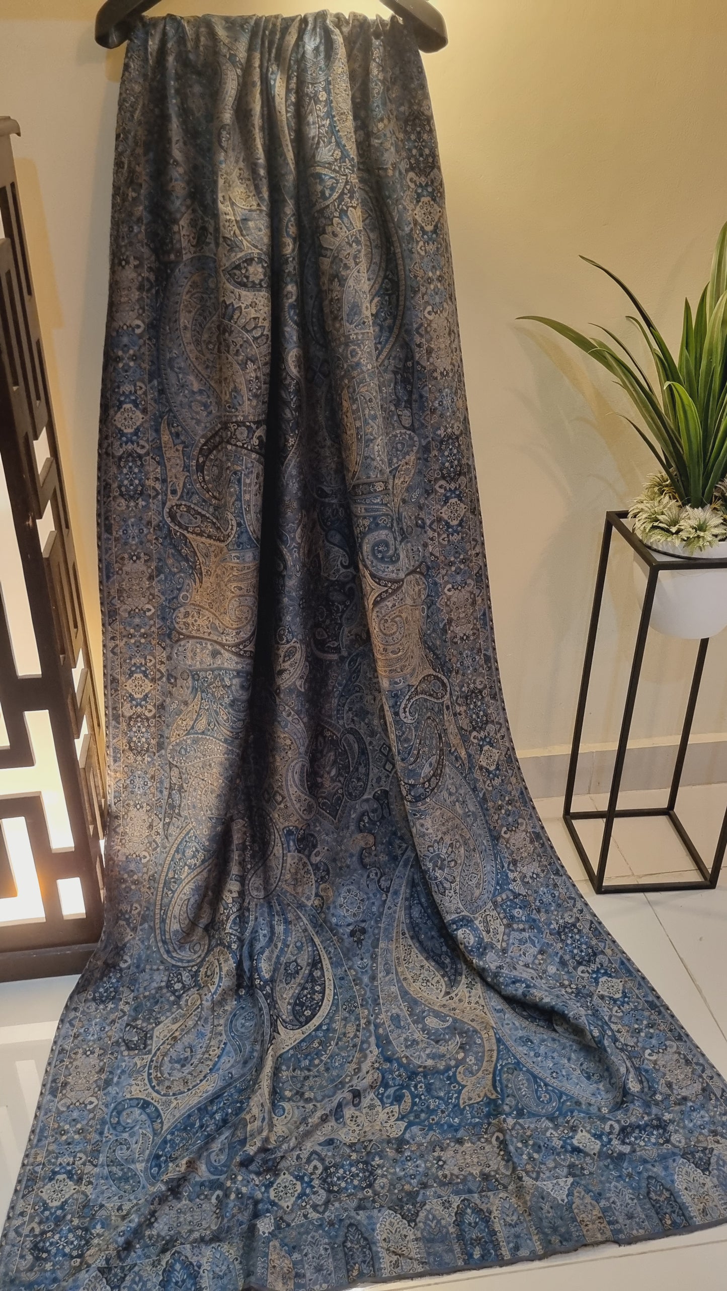 Shahjahani kaani pashmina