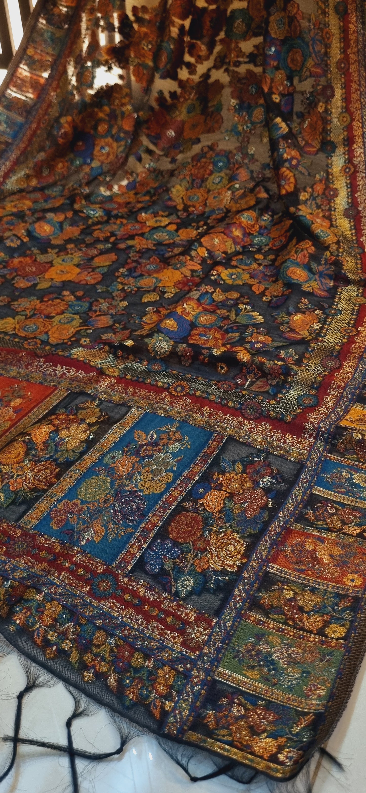 Silk kaani dupata