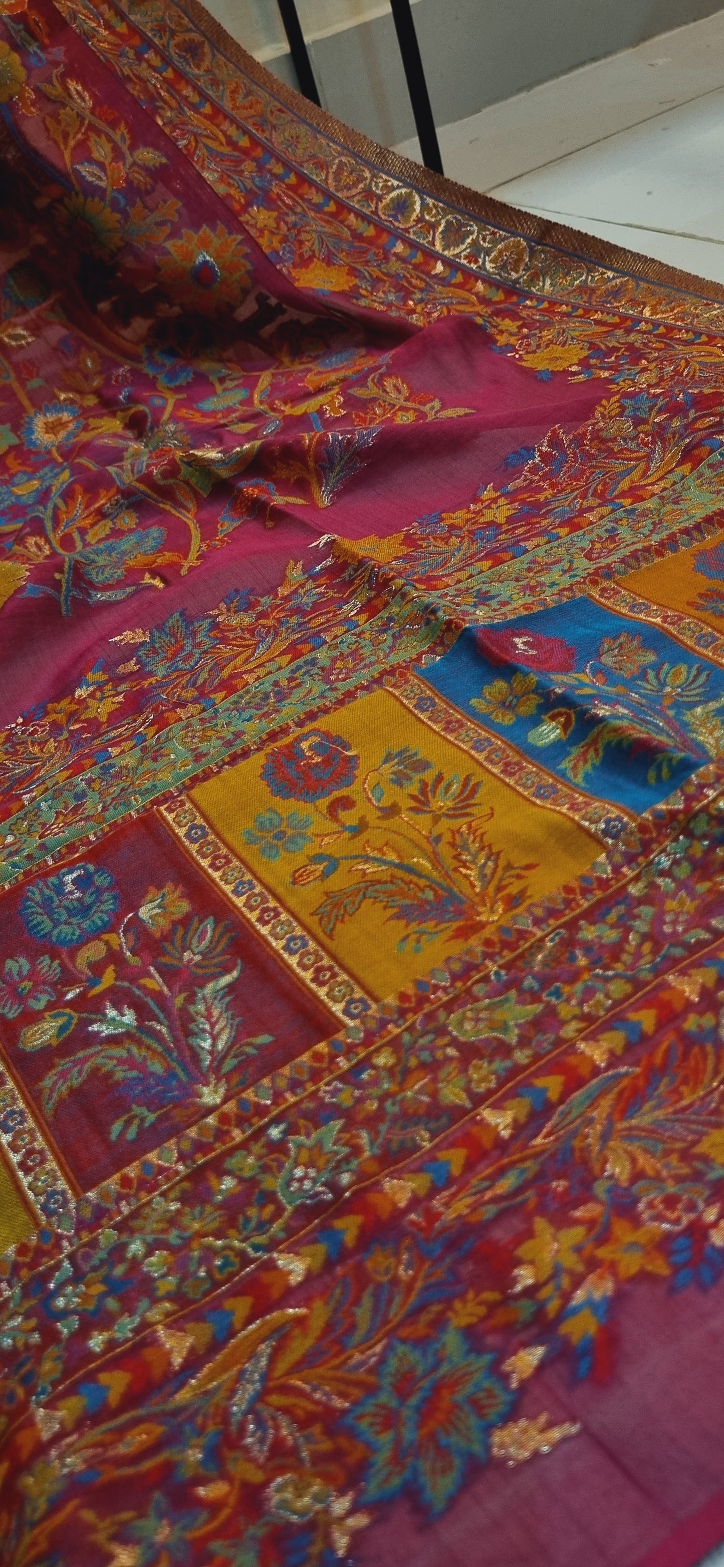 Silk kaani dupata