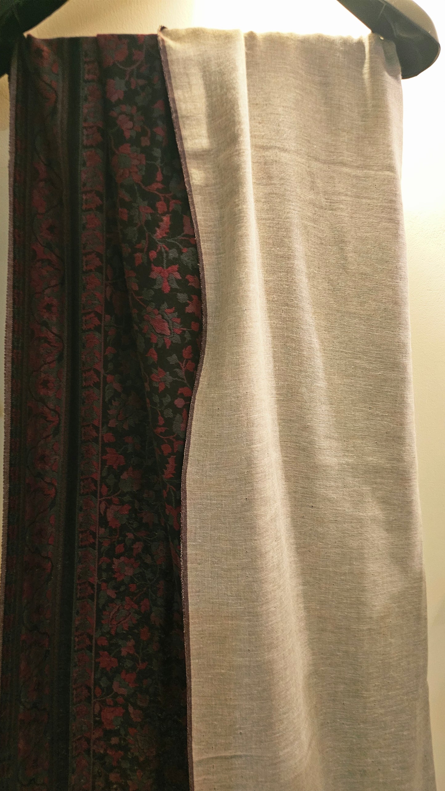 Reversible moonlight kaani: Pashmina