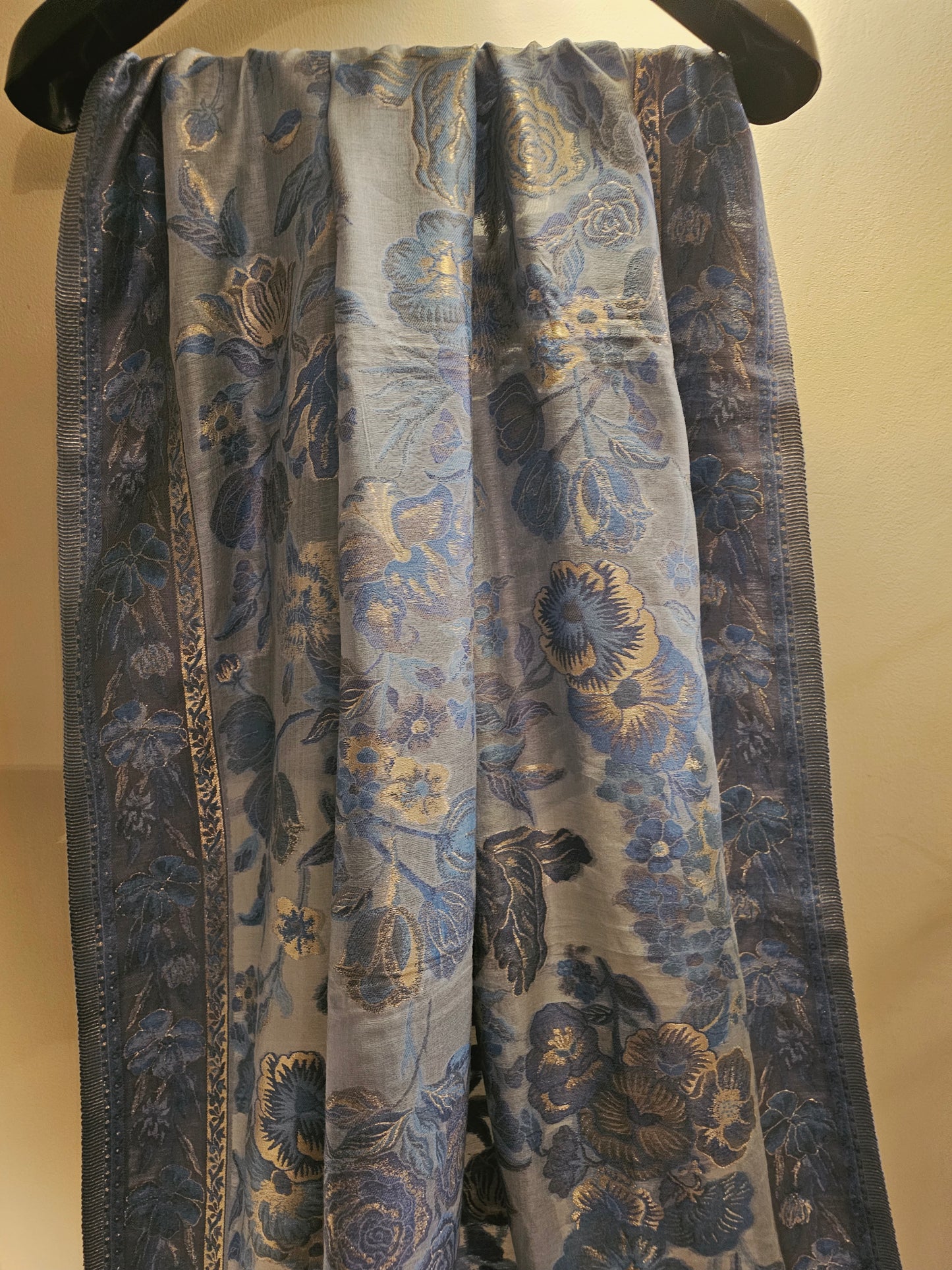 Silk kaani shawl