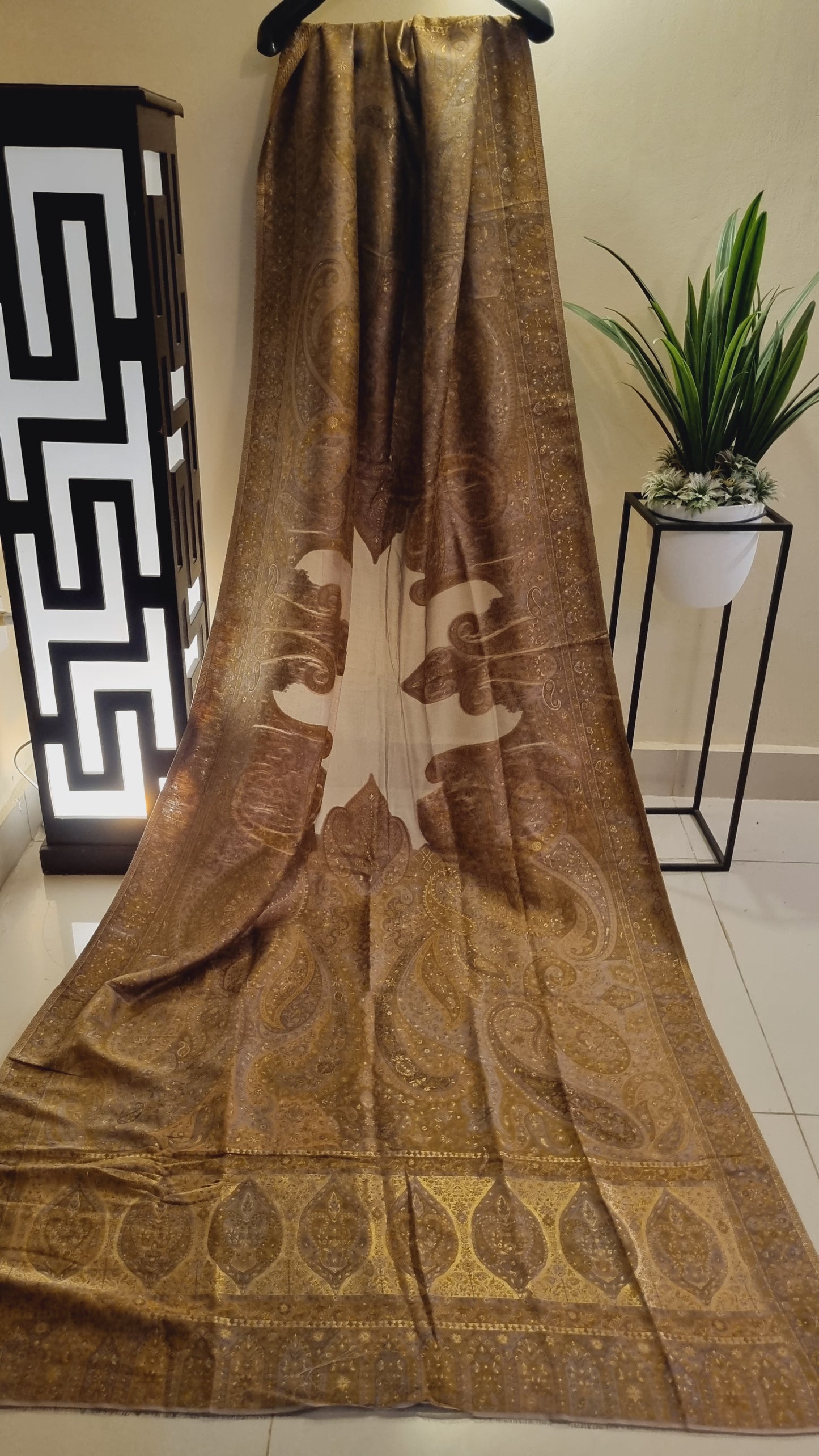 Silk kaani shawl