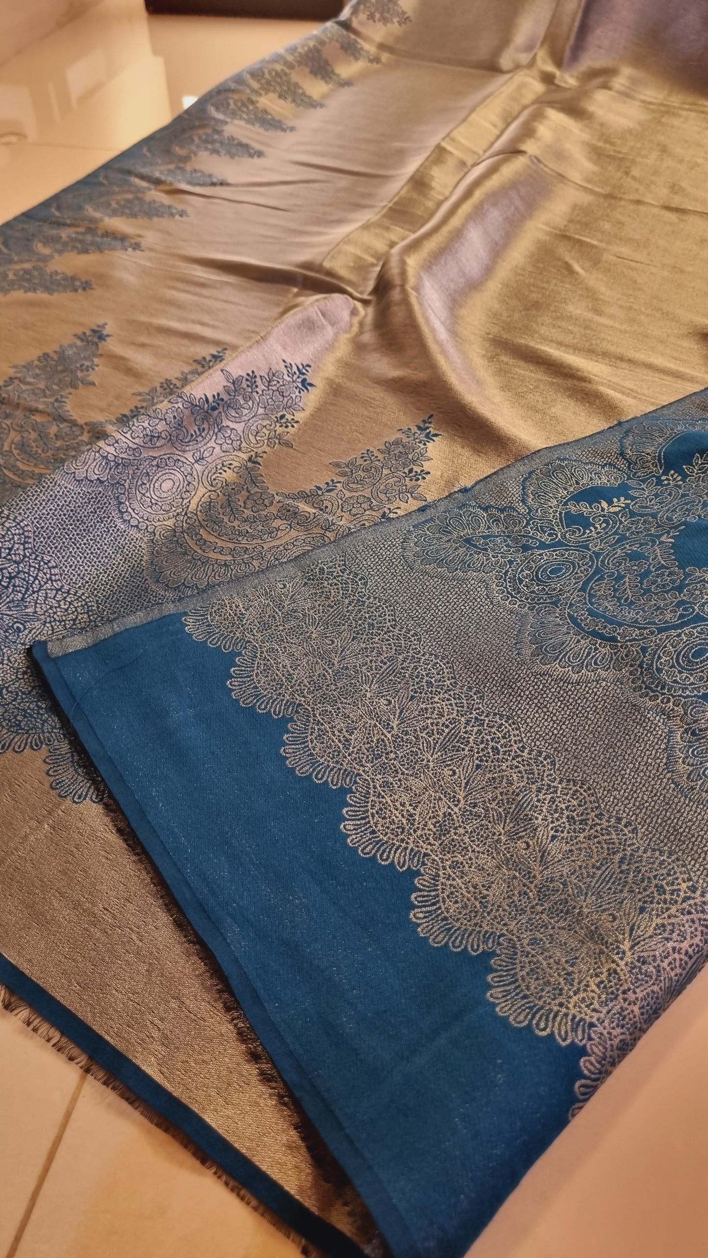Reversible kaani