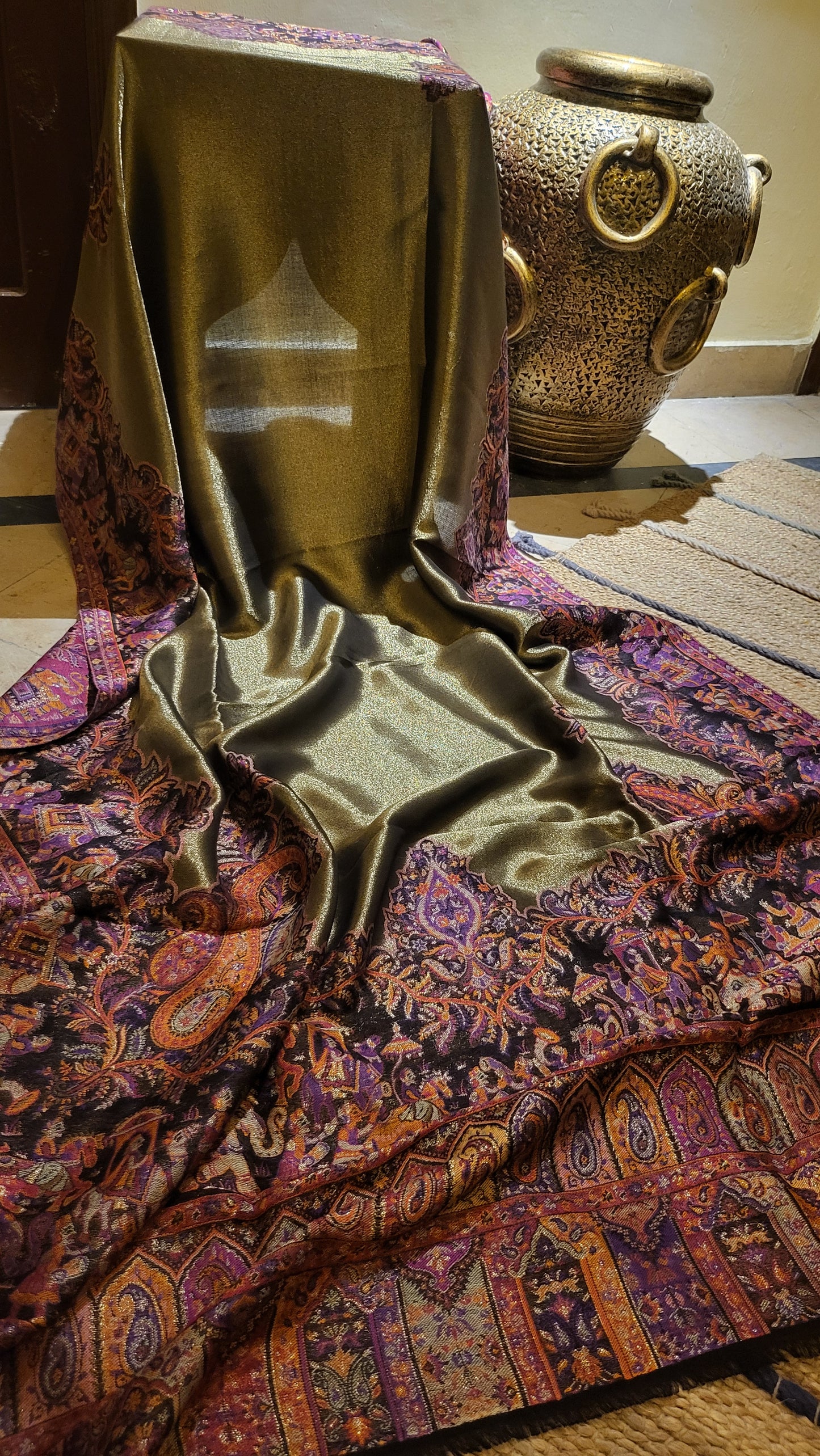 Moonlight Kaani : Reversible shawl