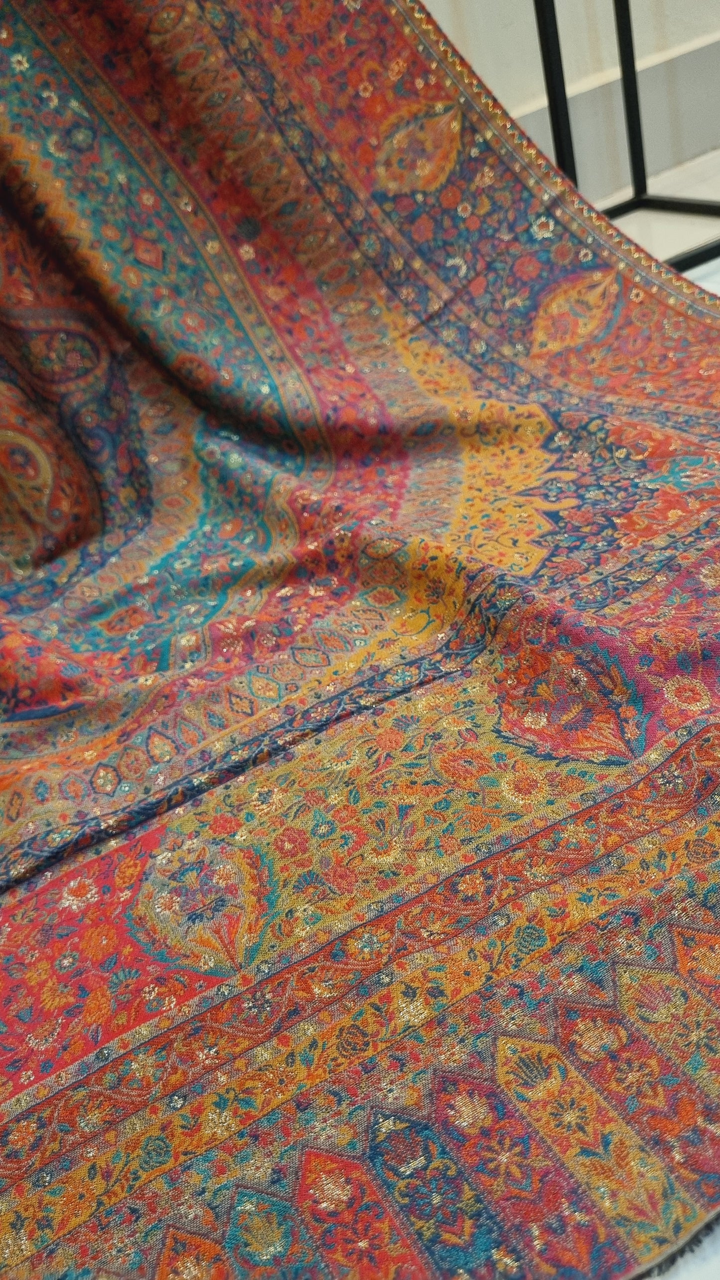 Shahjahani kaani shawl
