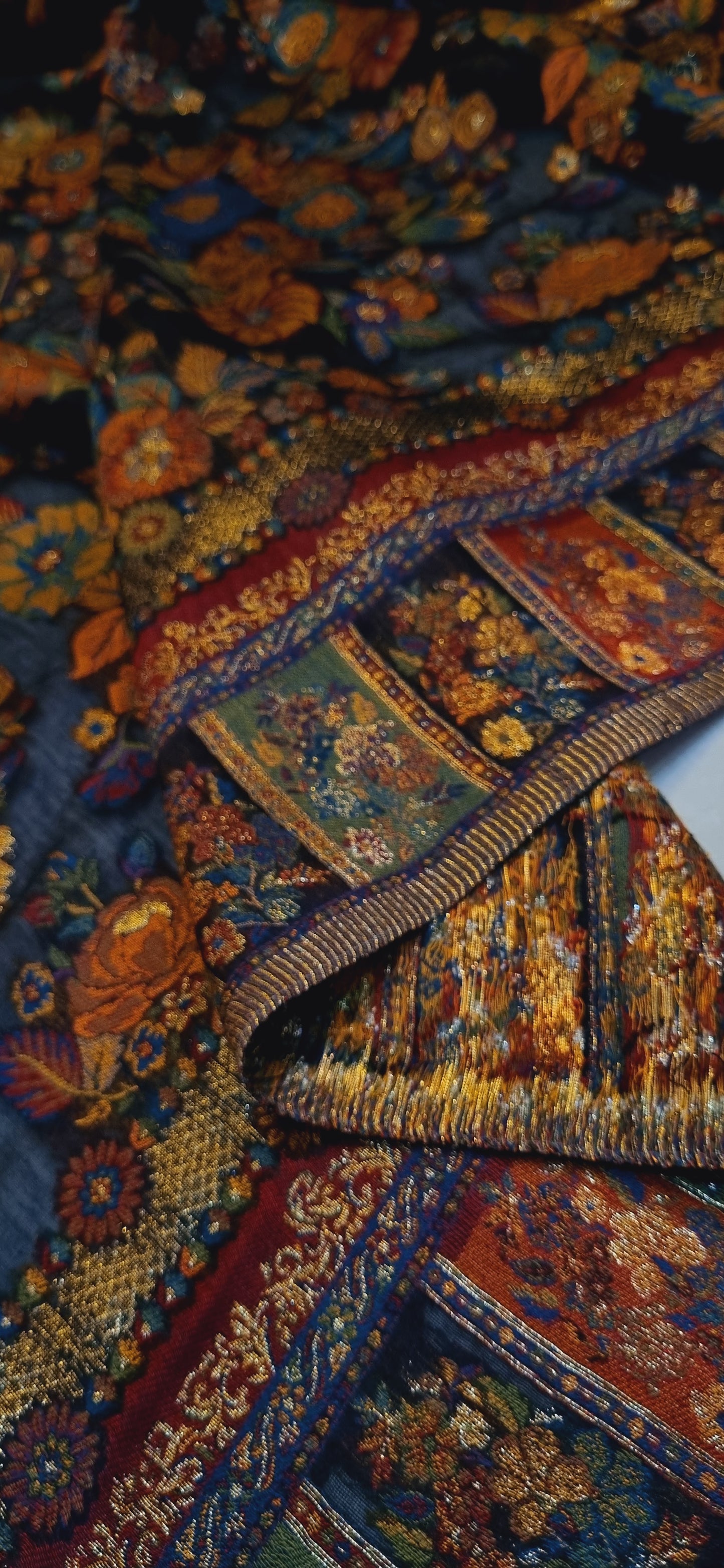 Silk kaani dupata