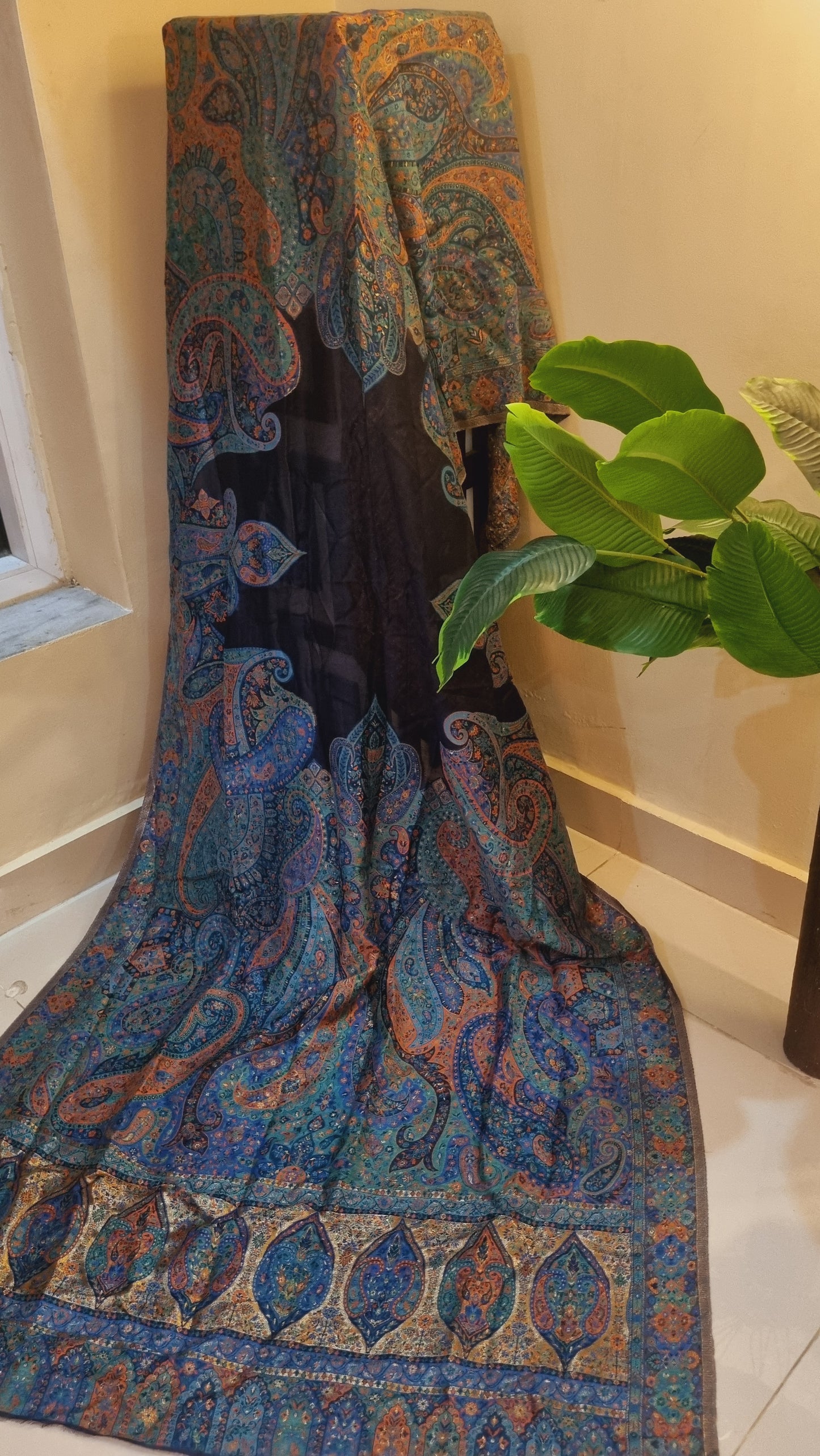 Silk kaani shawl