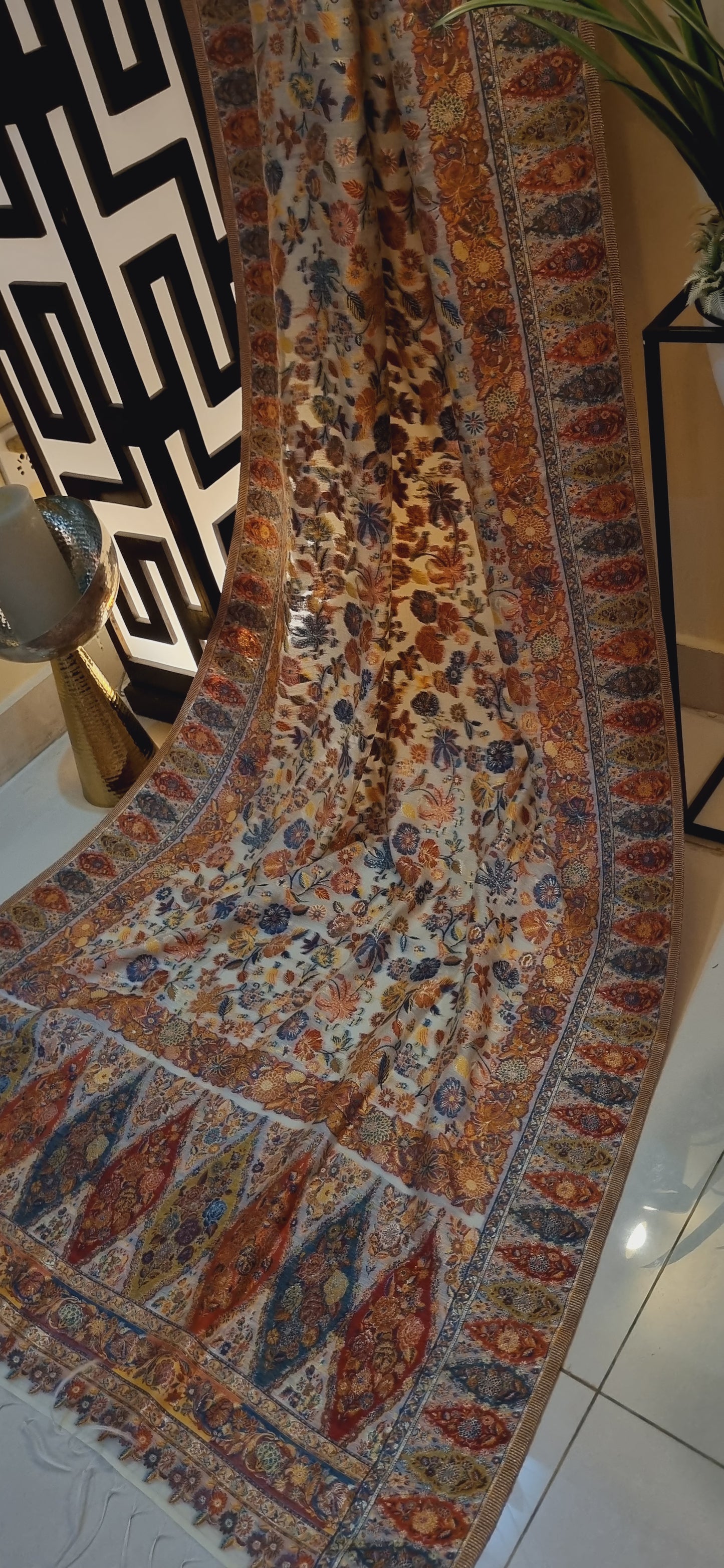 Silk kaani dupata