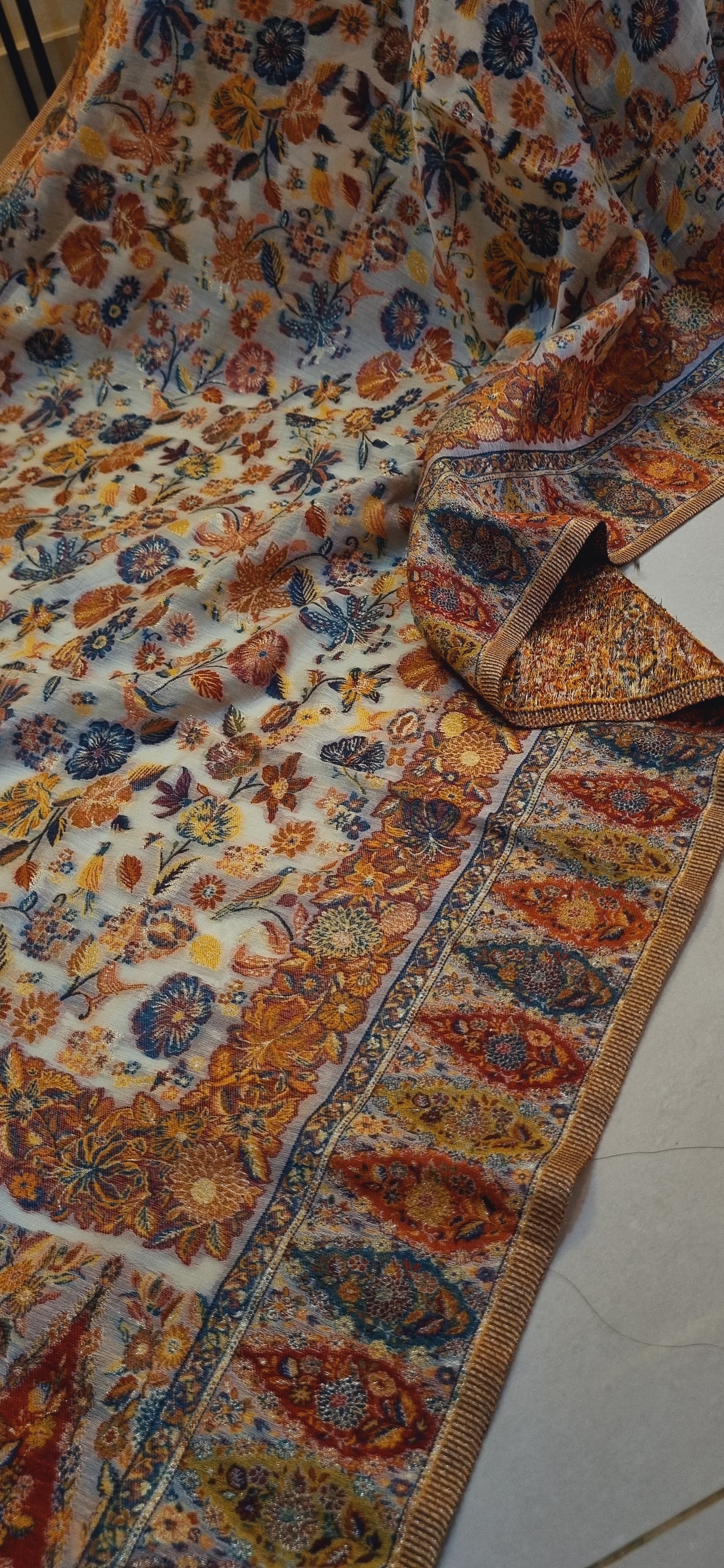 Silk kaani dupata