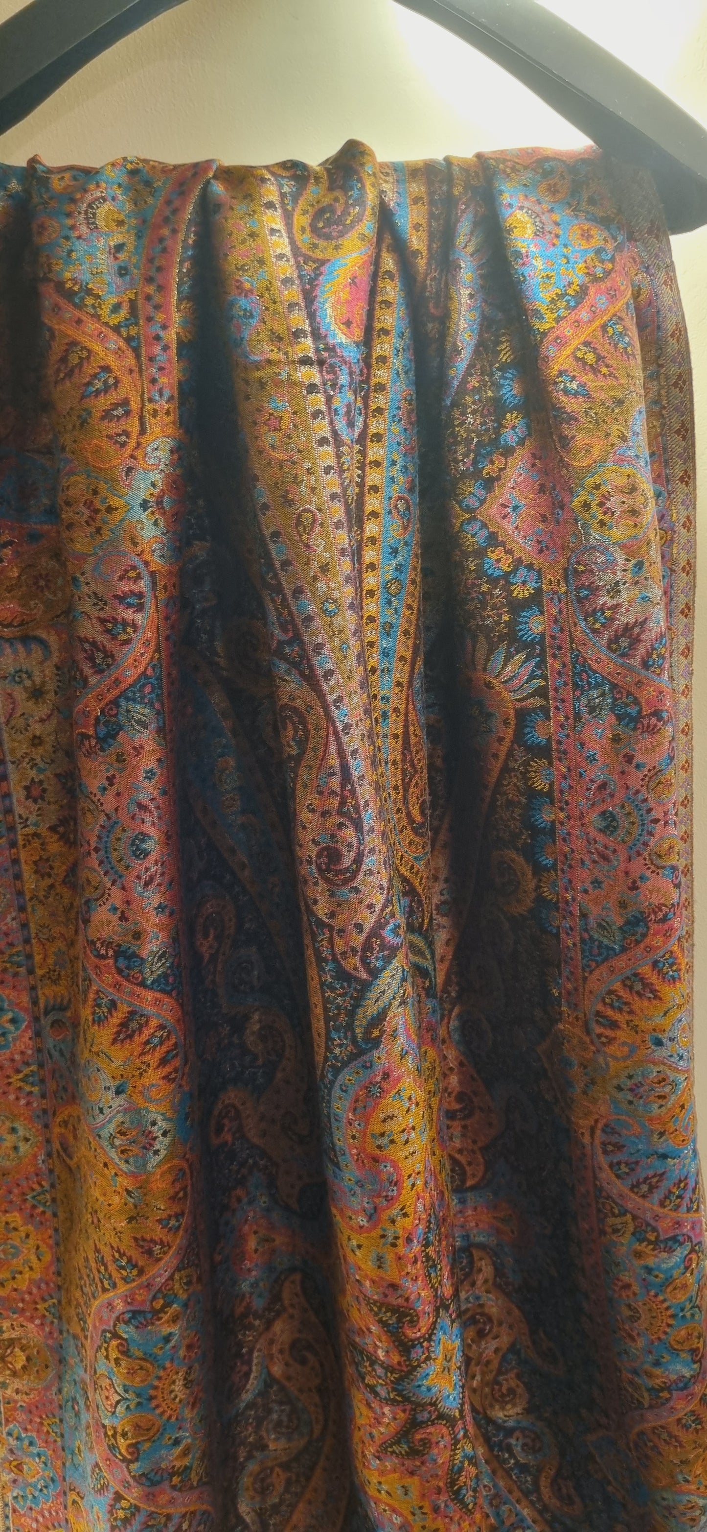 Reversible gandhara moonlight kaani shawl