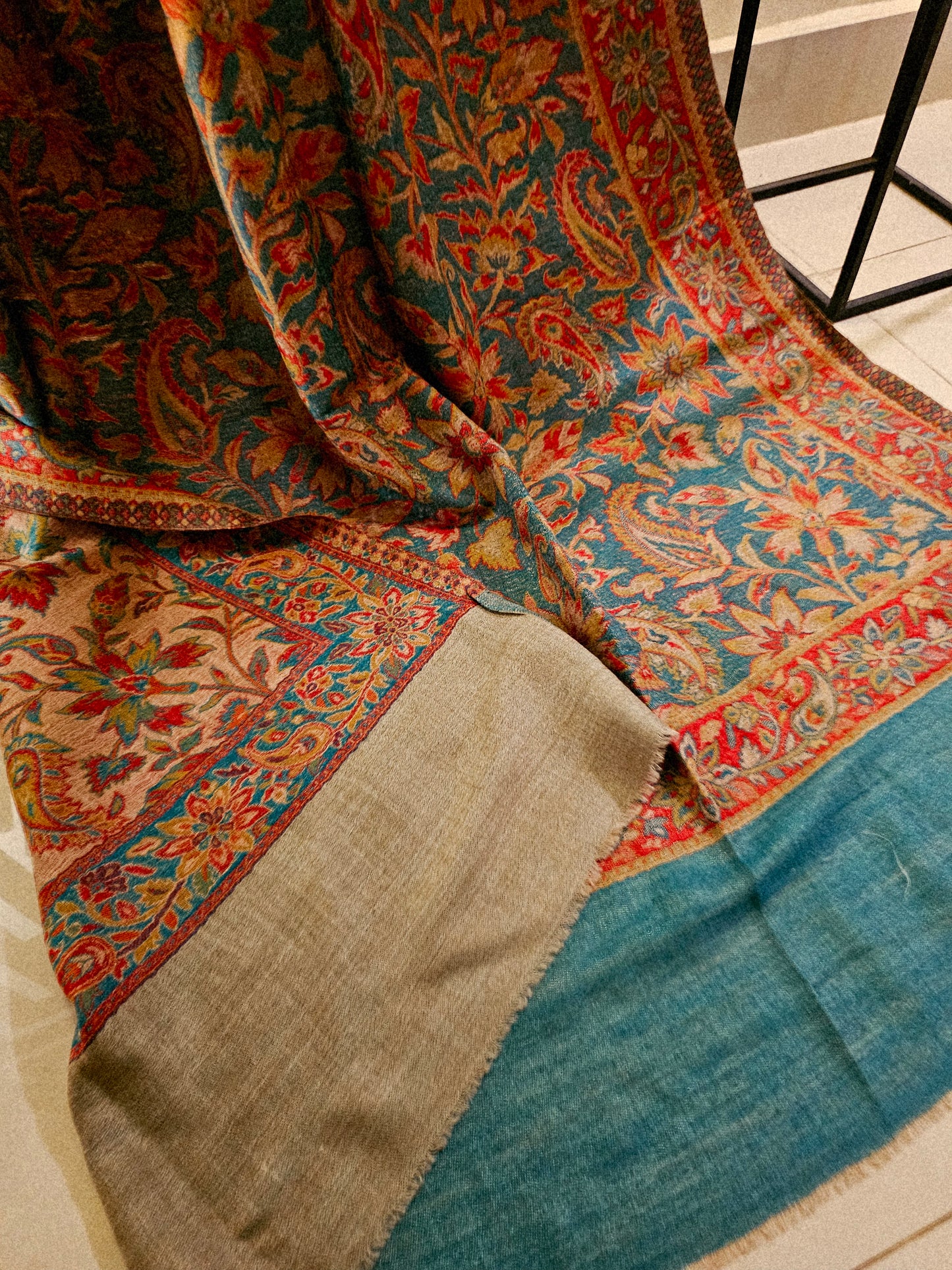 Toosh kaani reversible shawl