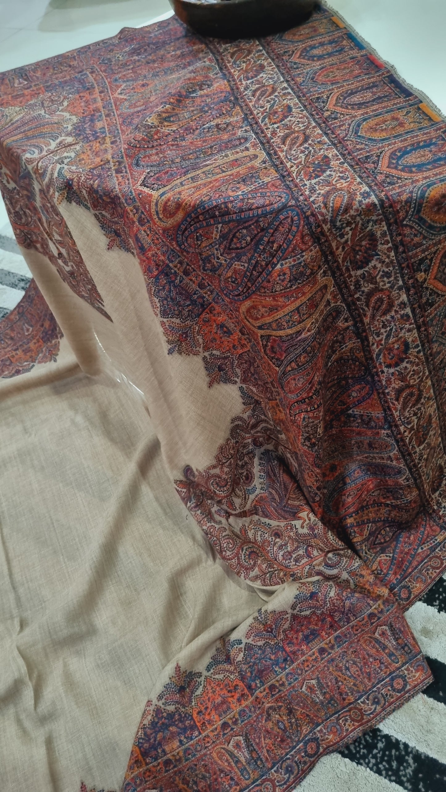 Pashmina kaani shawl