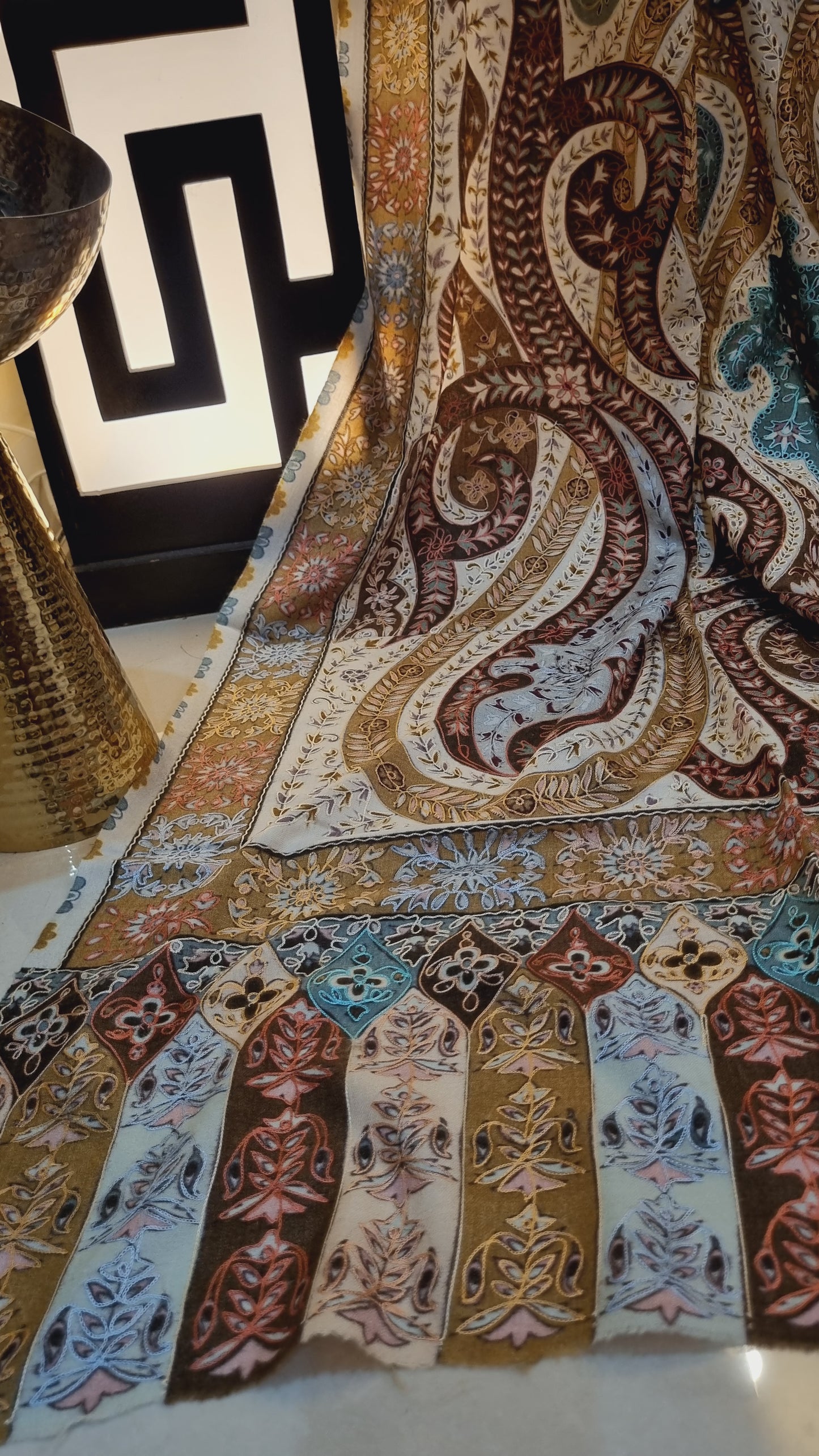 Reelkar pashmina shawl