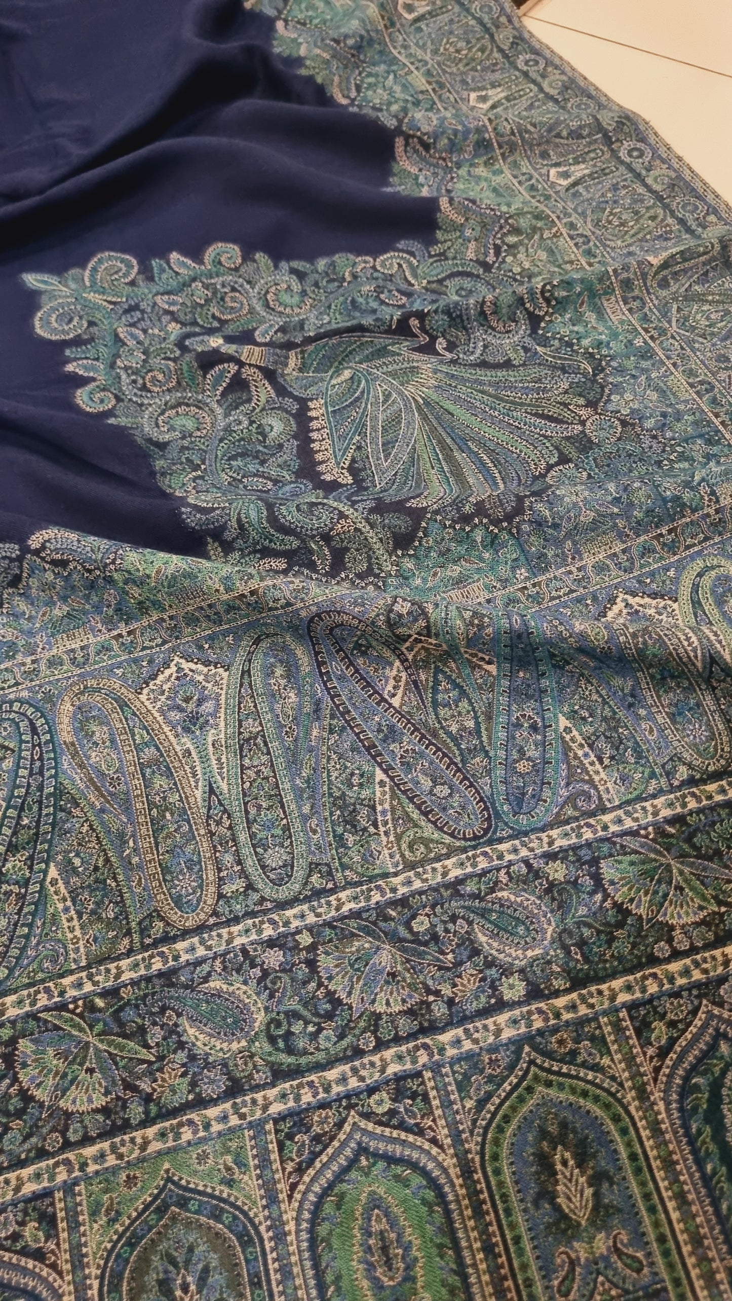 Pashmina kaani shawl
