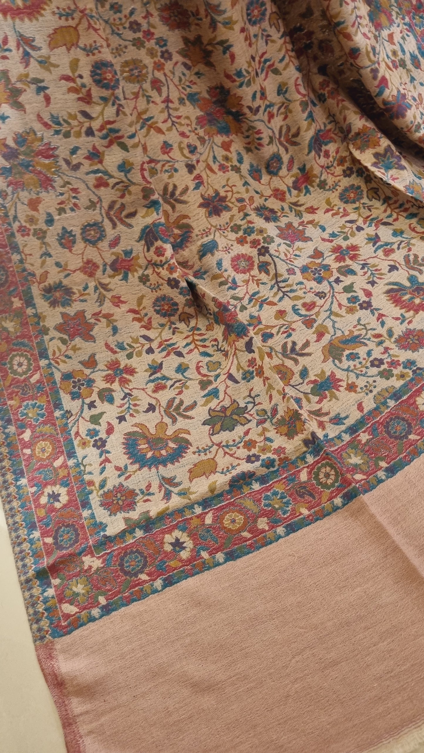 Reversible kaani shawl