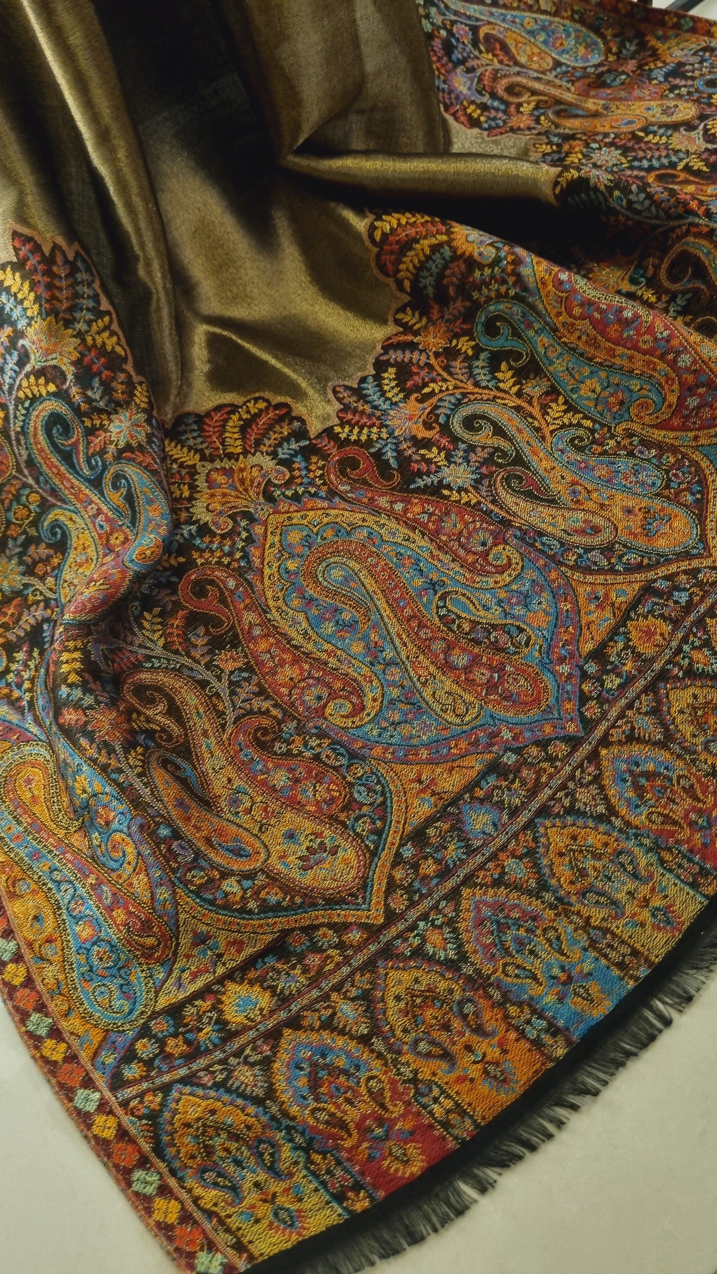 Gandhara moonlight pashmina kaani shawl