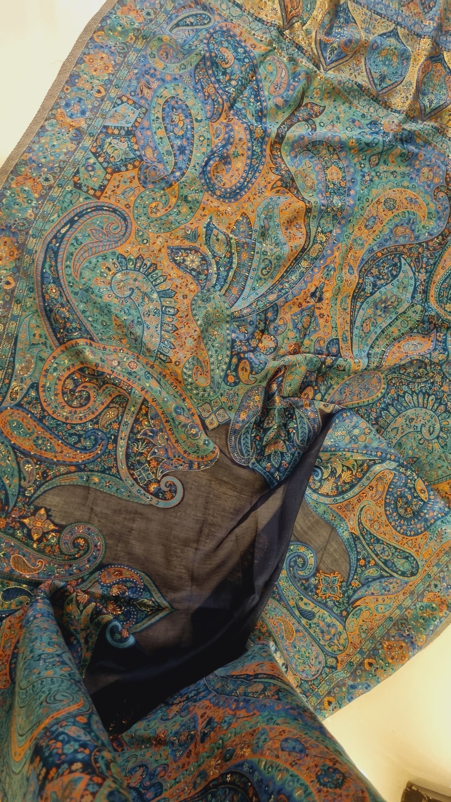 Silk kaani shawl