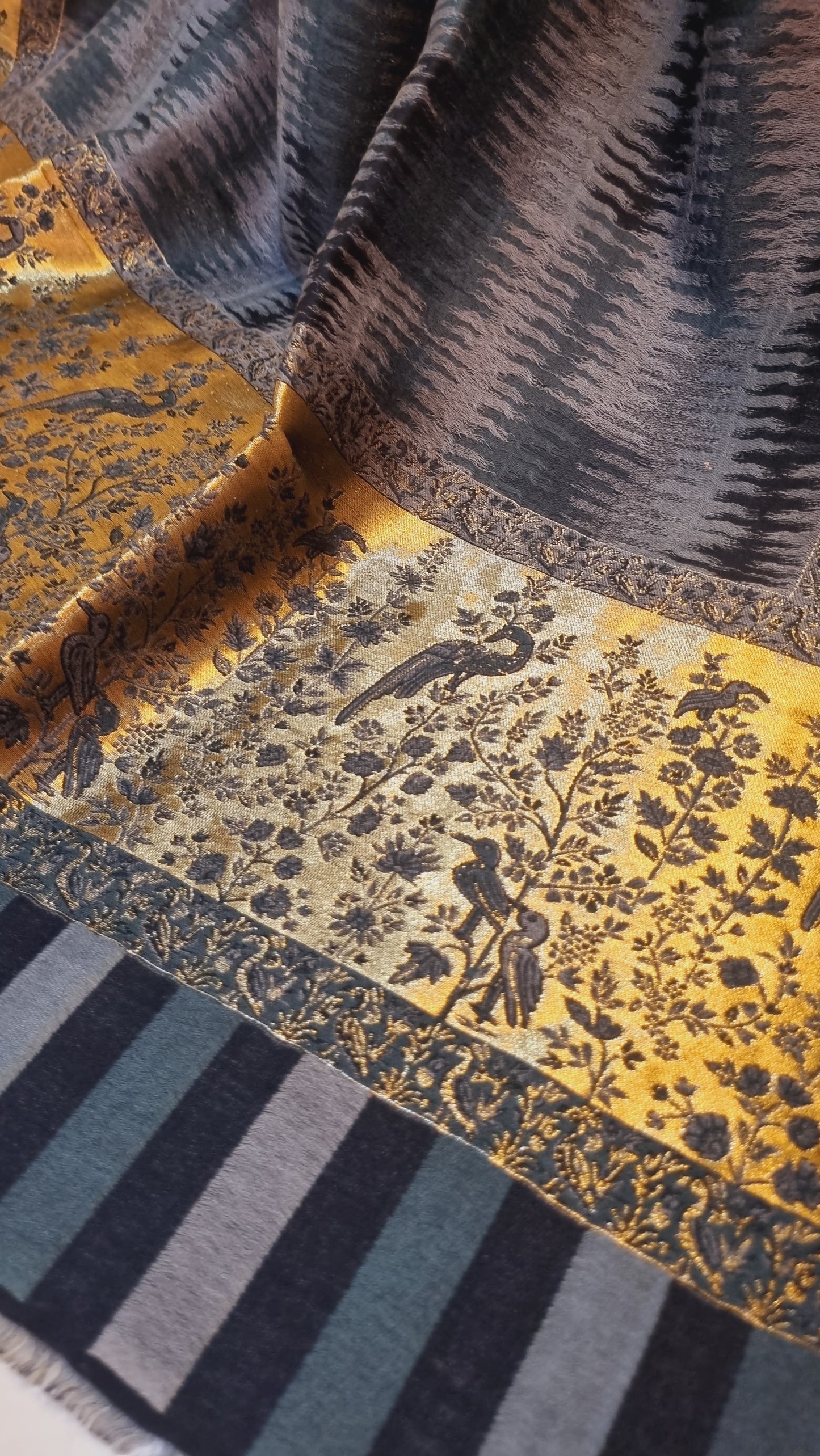 Moonlight toosh kaani shawl