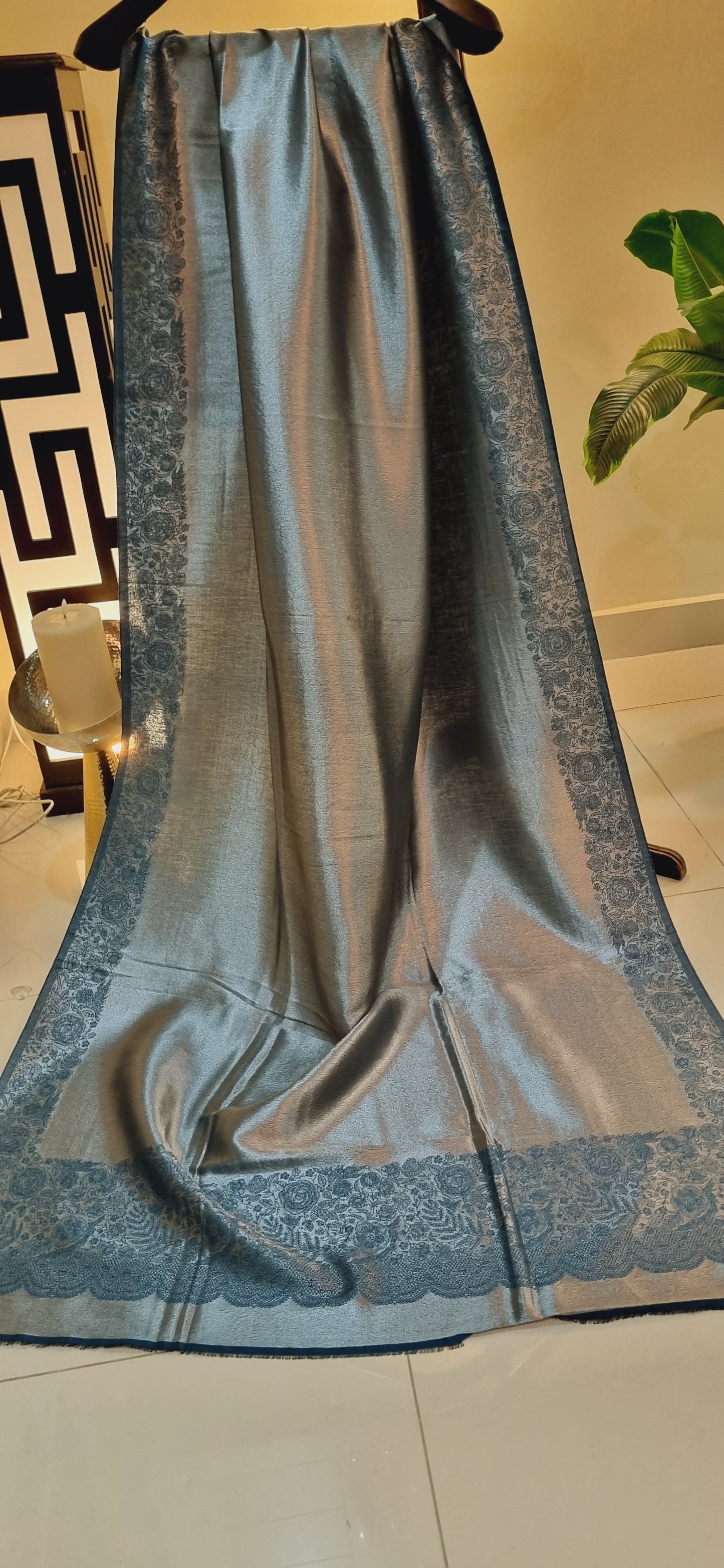 Reversible Moonlight paper pashmina shawl