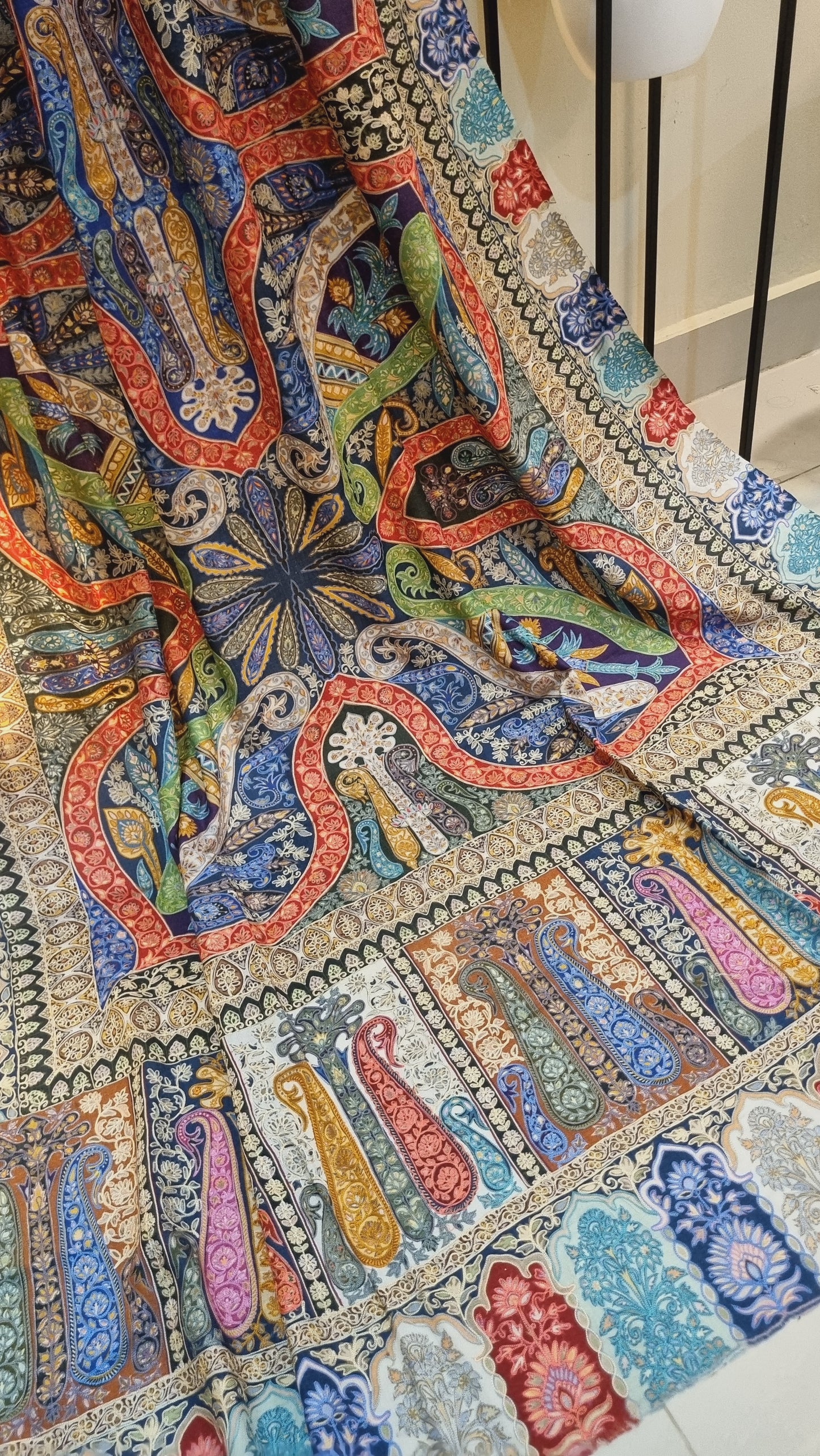 Reelkar pashmina shawl