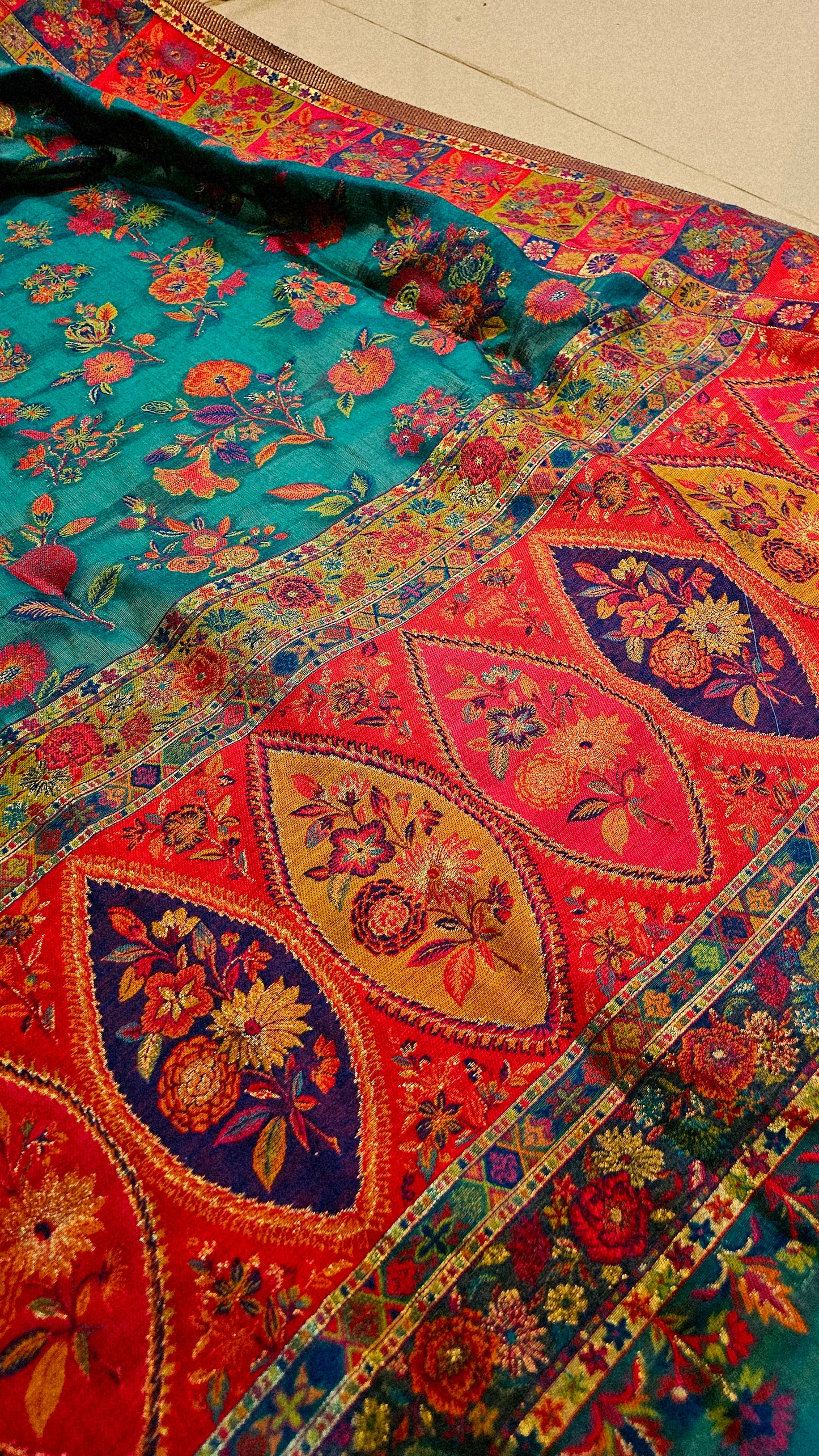 Silk kaani shawl