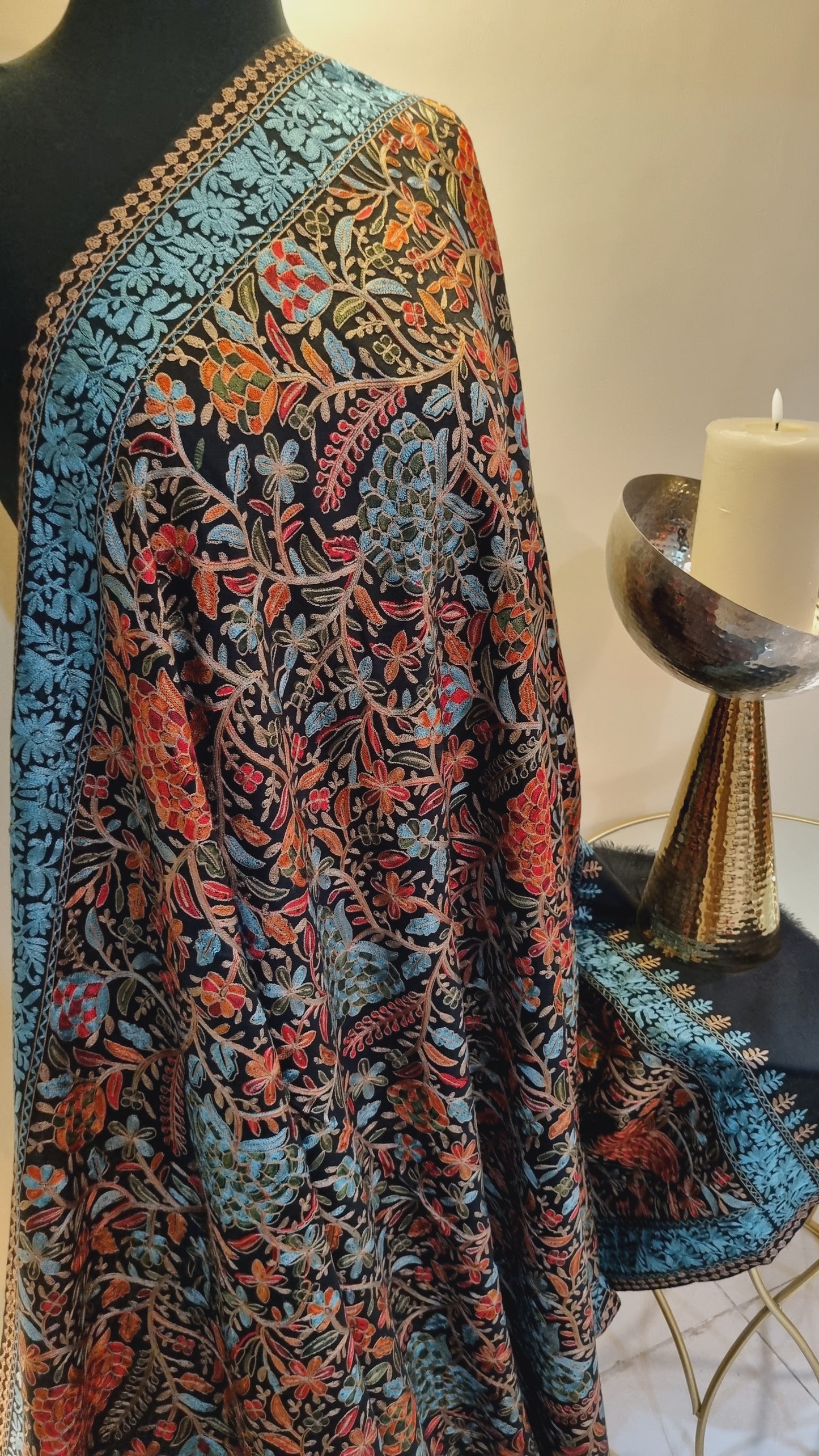 Embroidered pashmina shawl