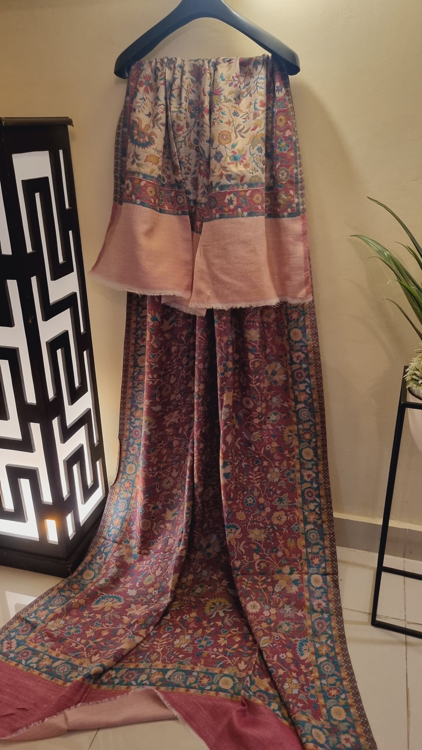 Reversible kaani shawl