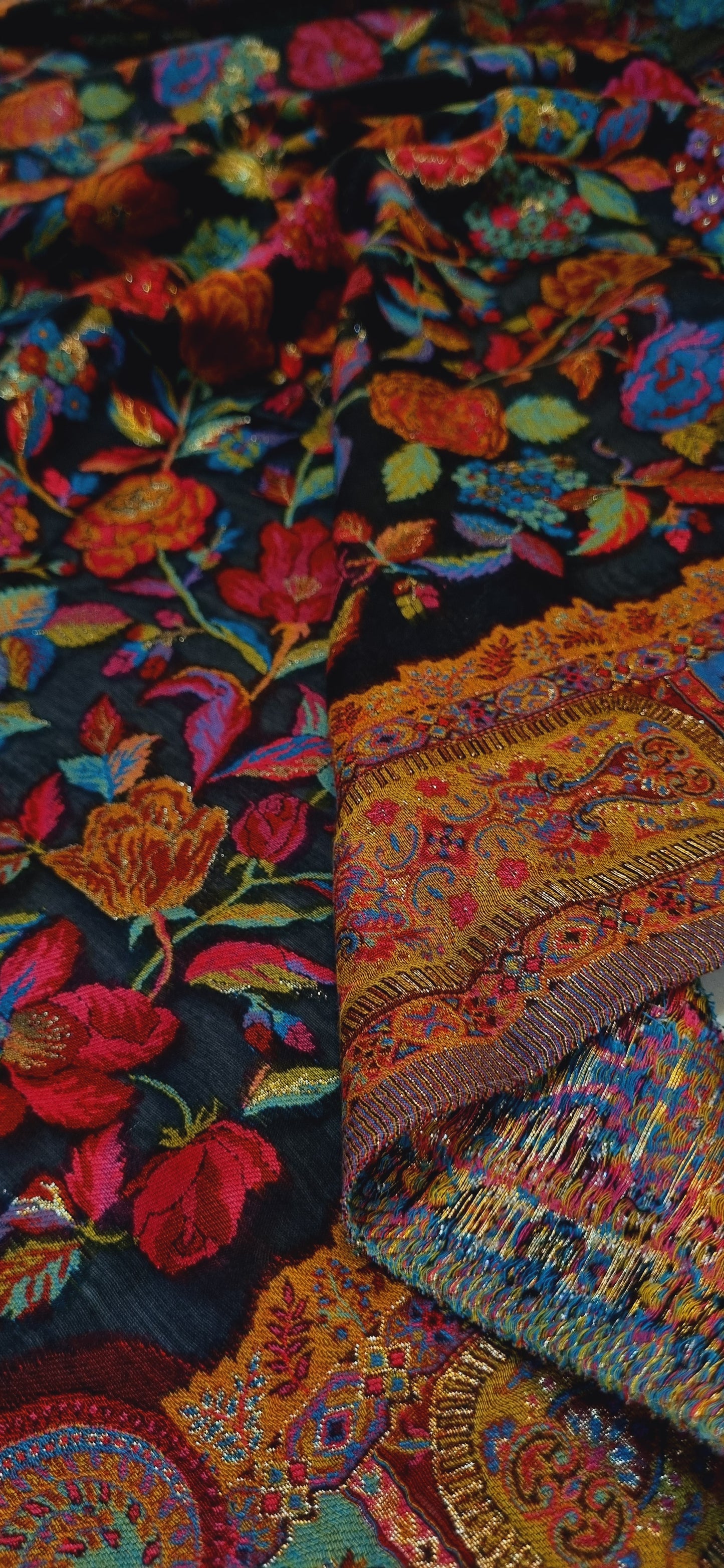 Silk kaani dupata