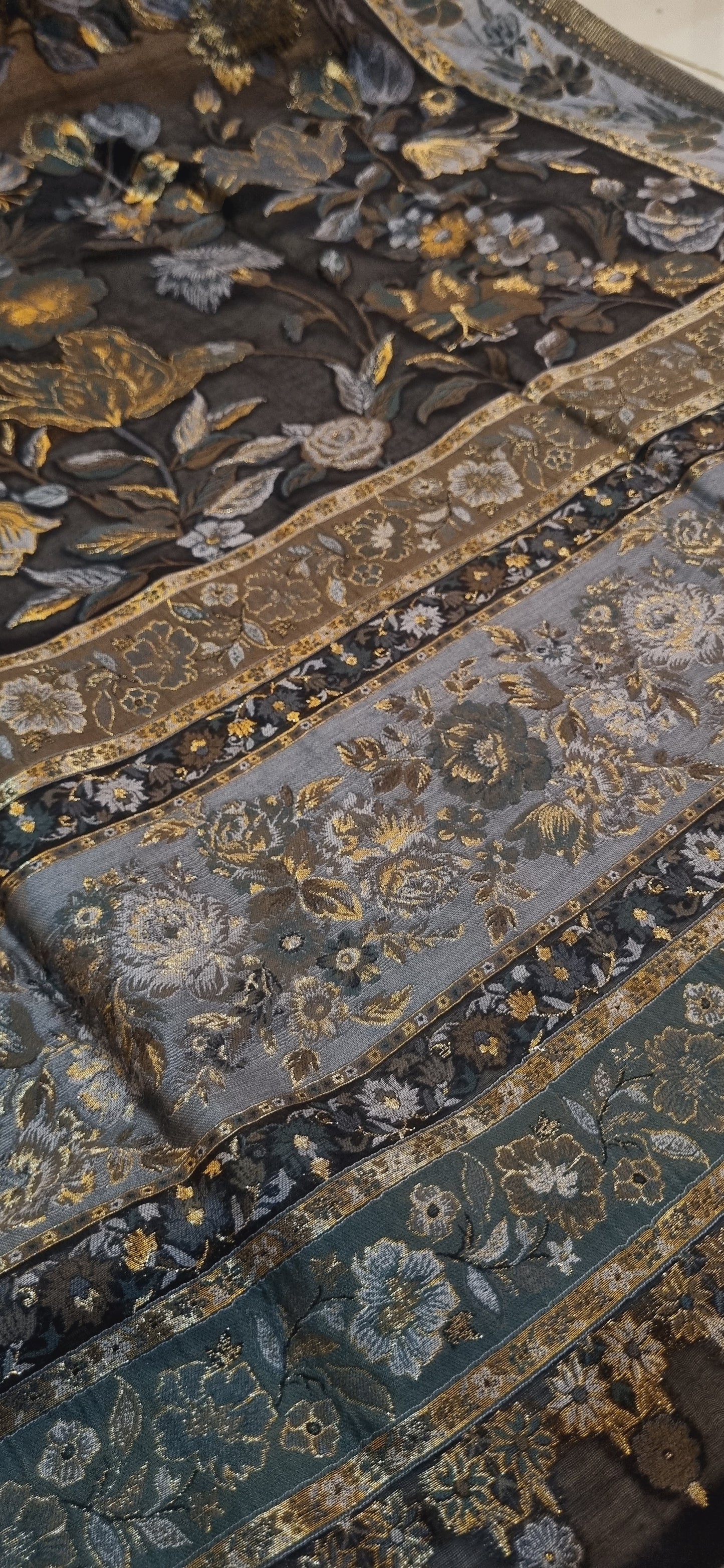 Silk kaani dupata