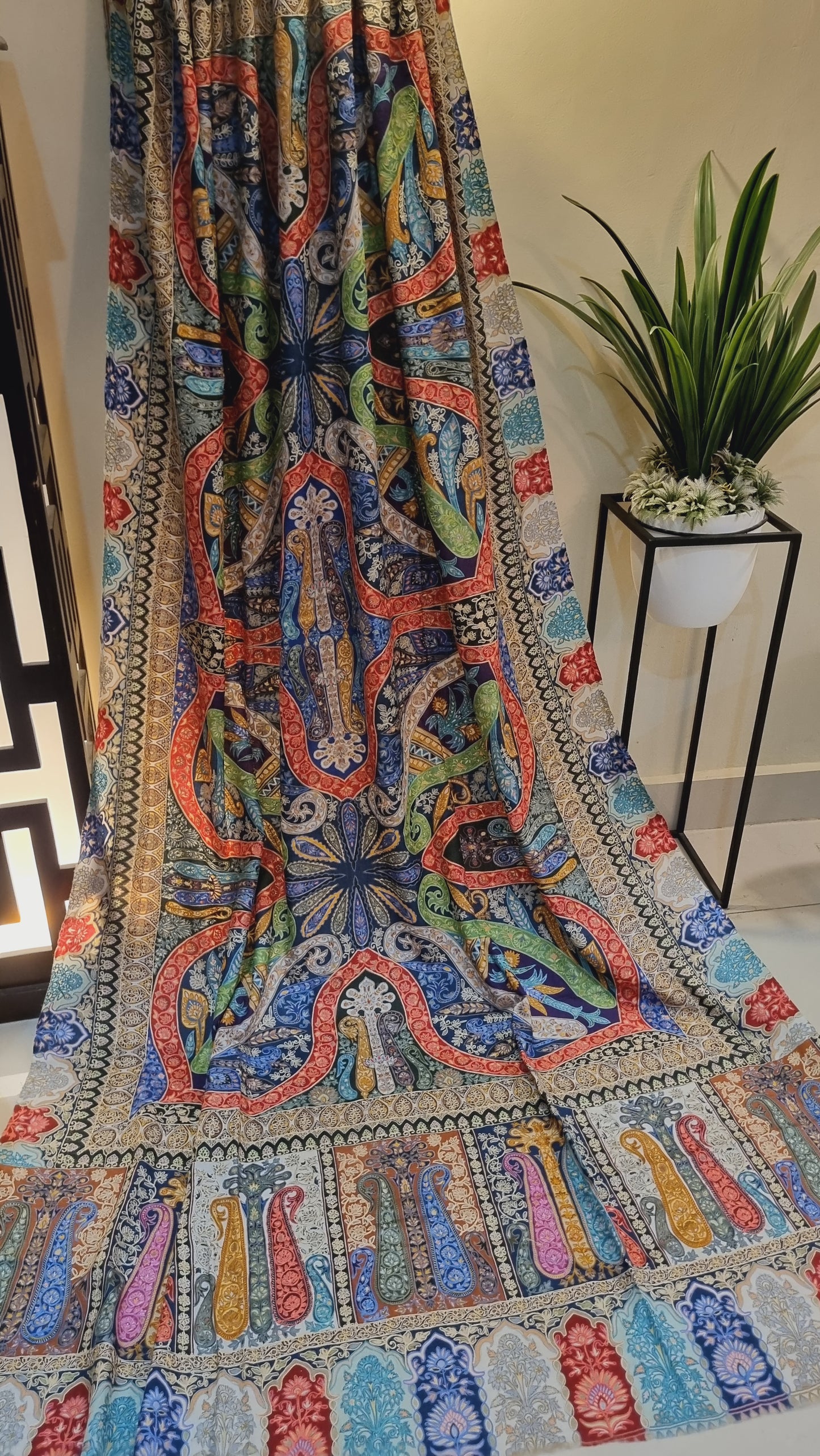 Reelkar pashmina shawl