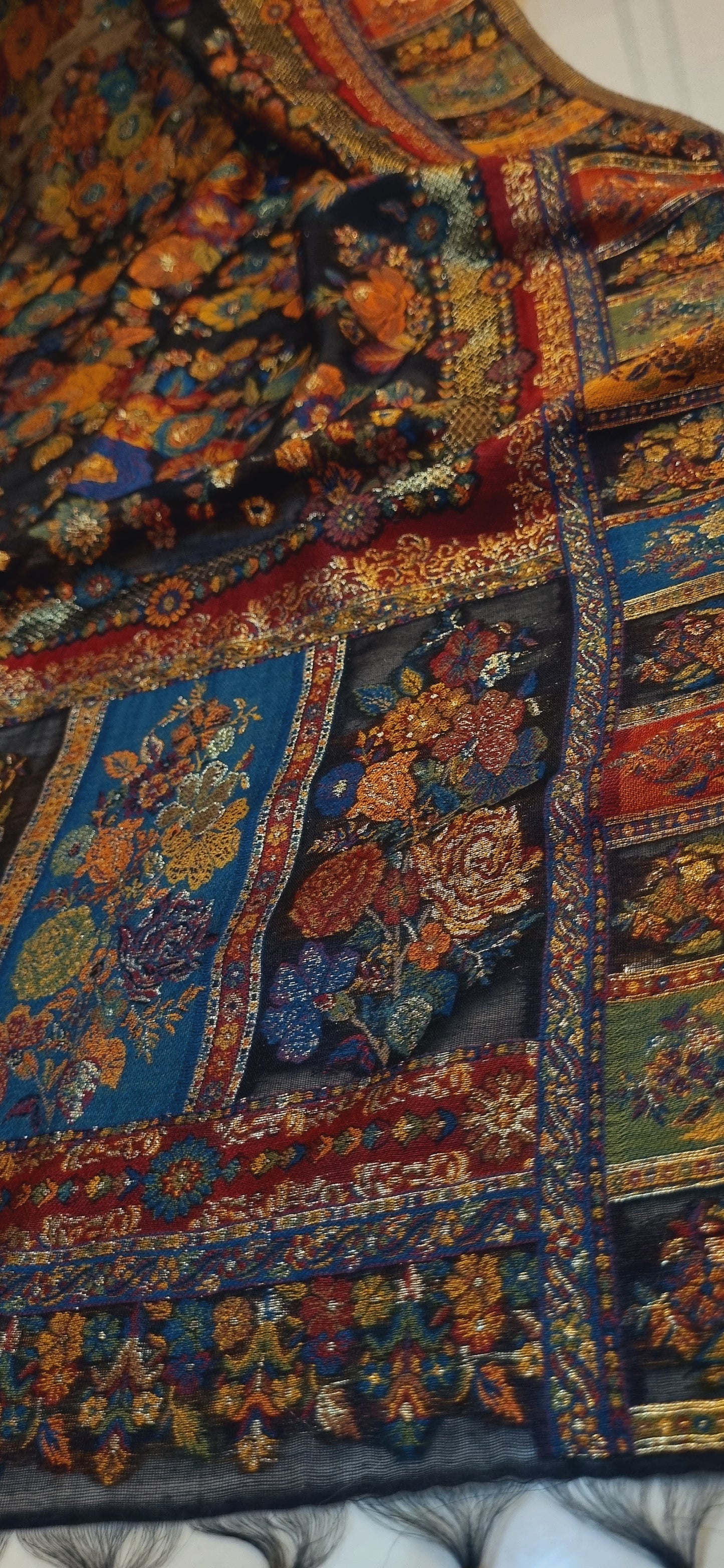 Silk kaani dupata